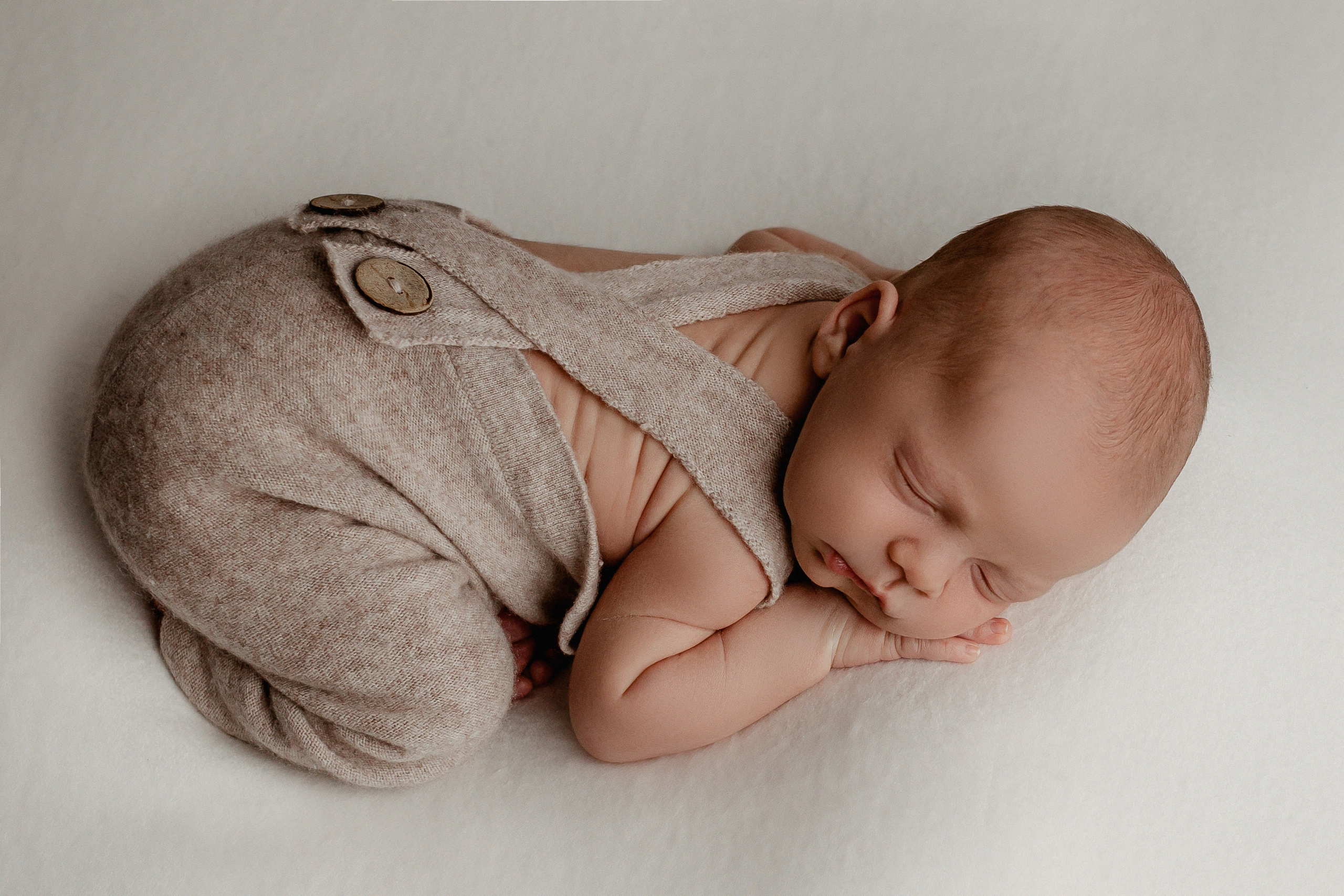 Новорожденные. Фотограф новорожденных в Уфе Инзиля Сулейманова