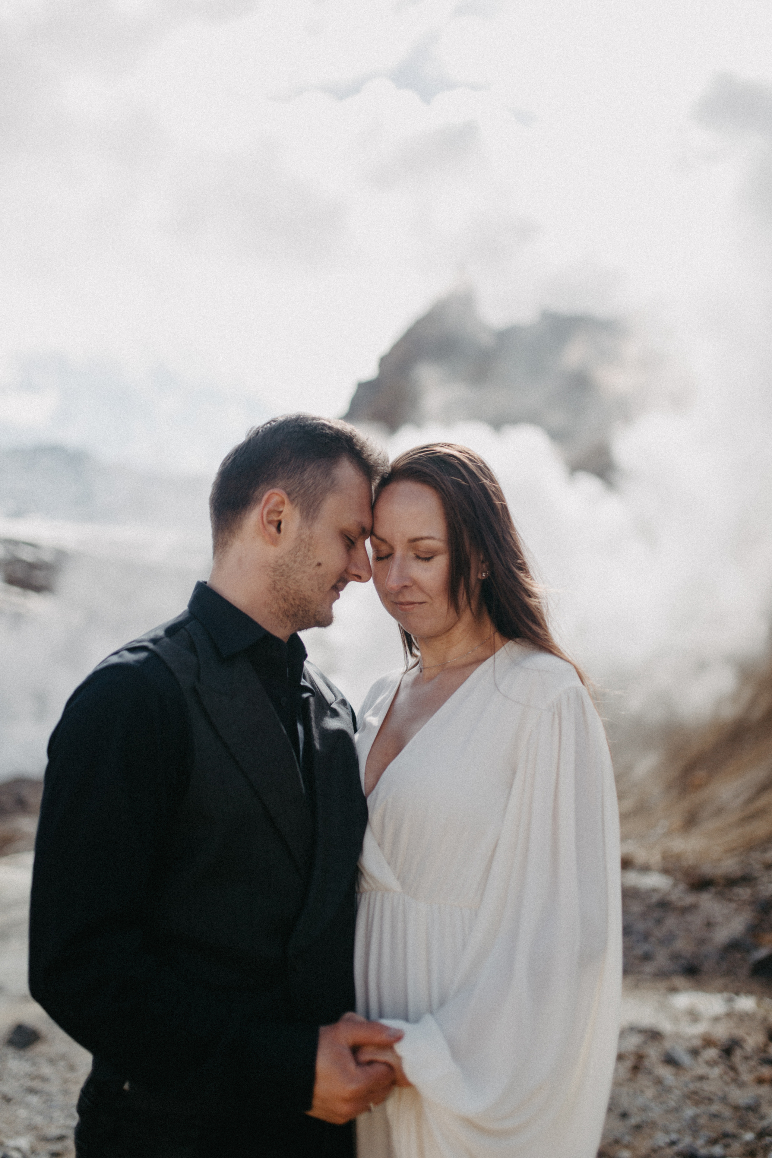 Мутновский вулкан. Федор и Ольга. Свадебное фото и видео на Камчатке. Туристические маршруты