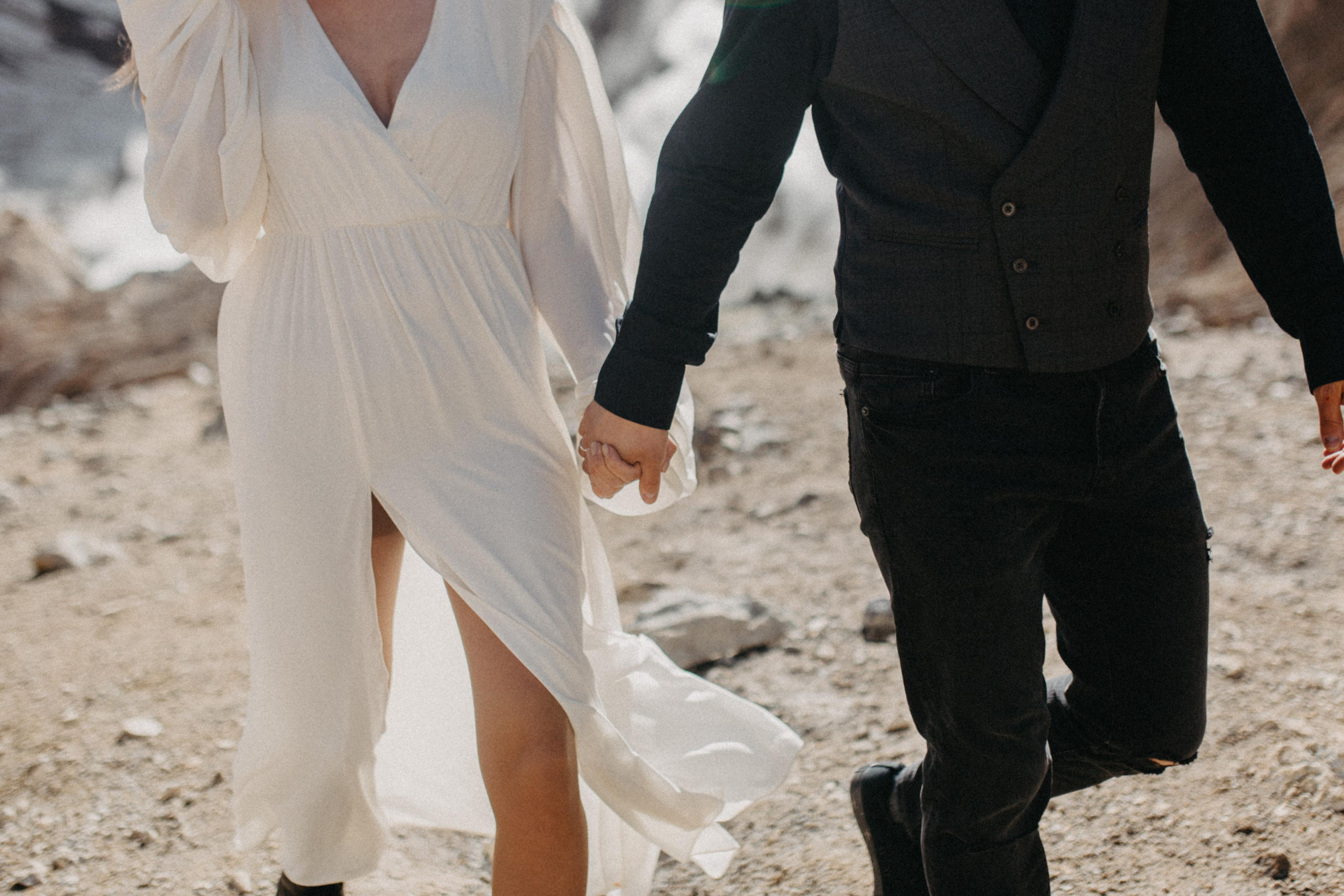 Мутновский вулкан. Федор и Ольга. Свадебное фото и видео на Камчатке. Туристические маршруты