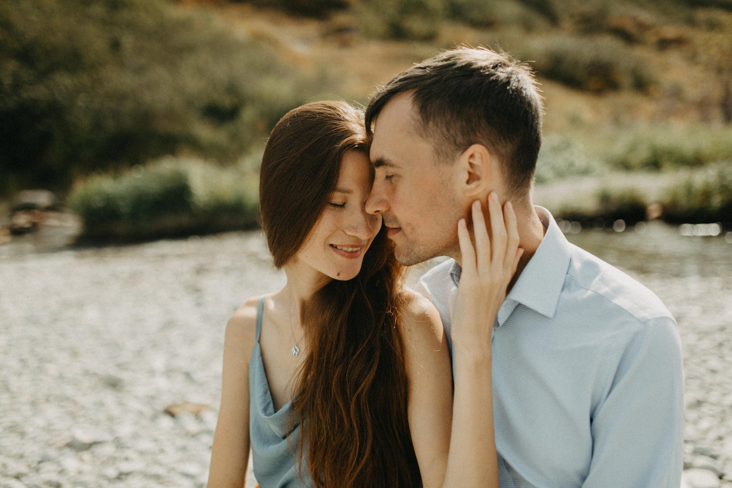 Николай и Марьям. Бухта Русская. Свадебное фото и видео на Камчатке. Туристические маршруты