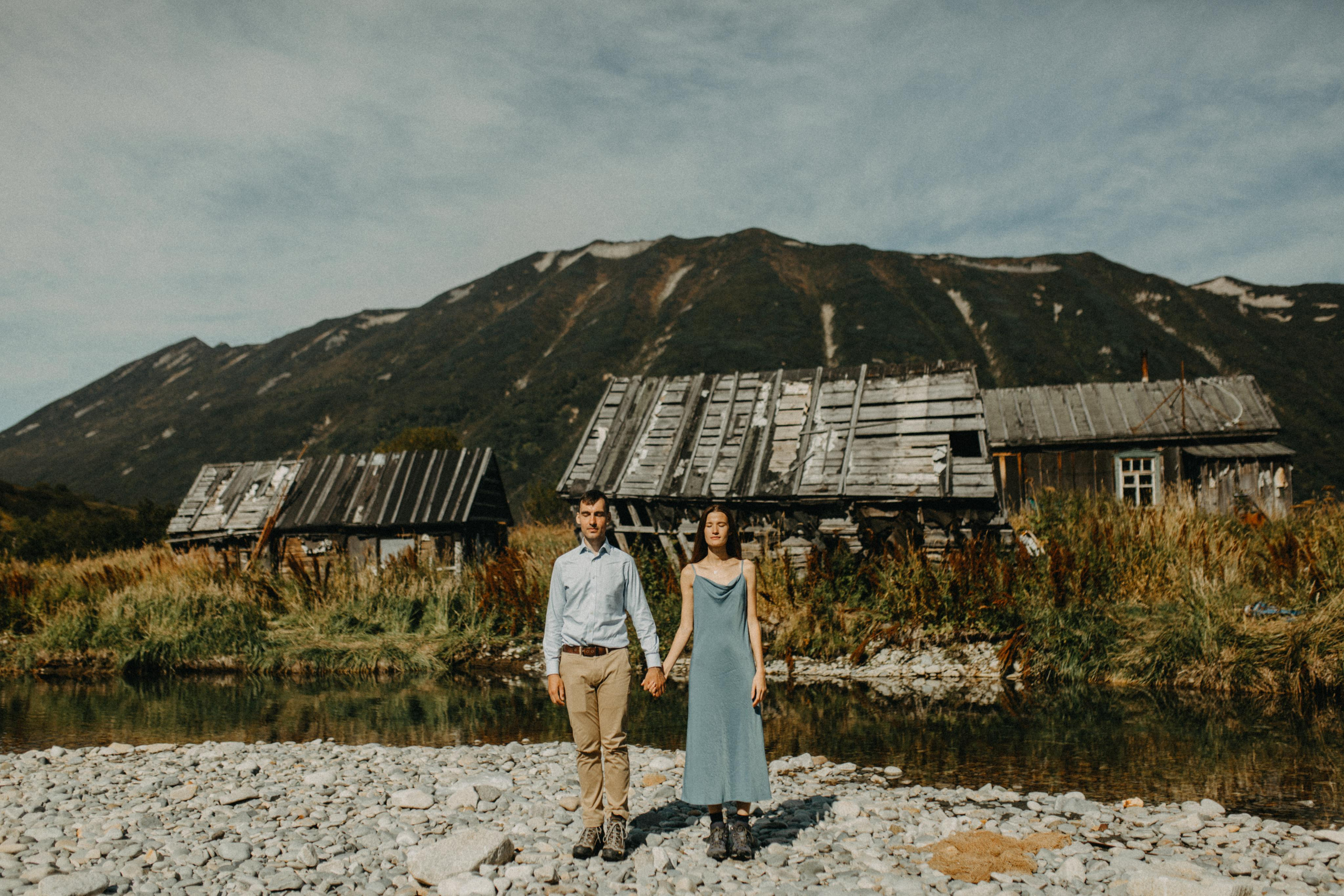 Николай и Марьям. Бухта Русская. Свадебное фото и видео на Камчатке. Туристические маршруты