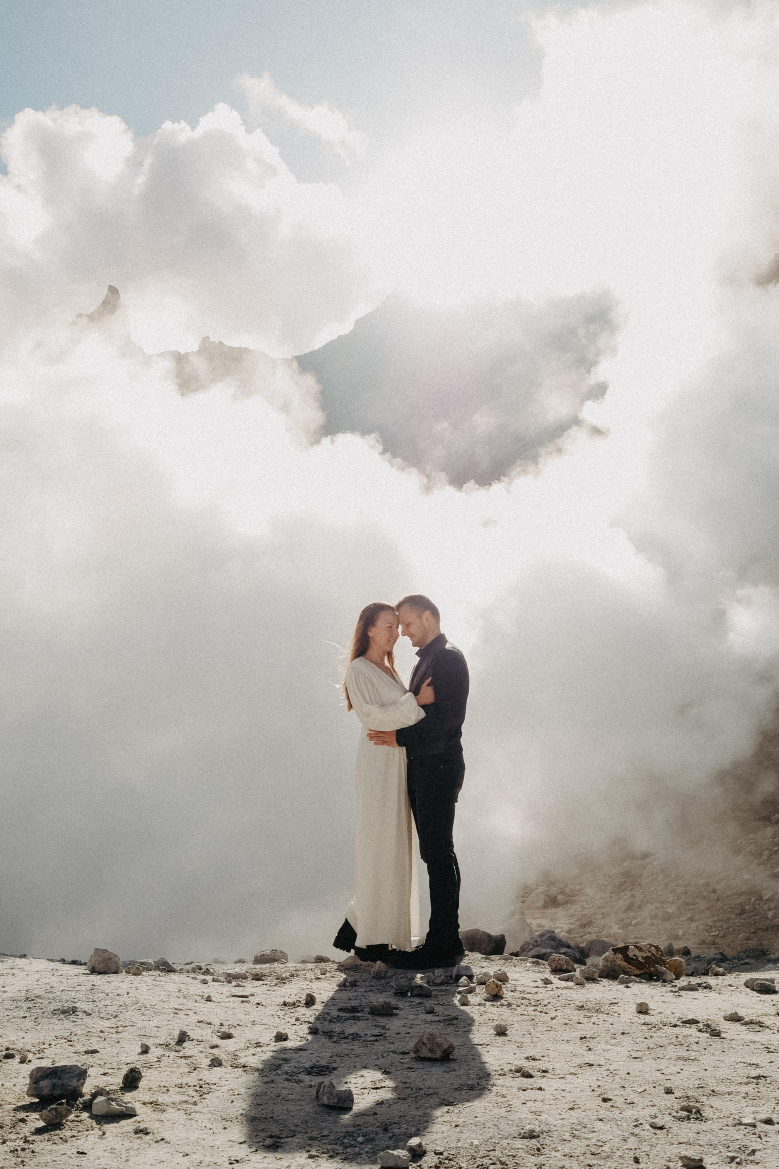 Мутновский вулкан. Федор и Ольга. Свадебное фото и видео на Камчатке. Туристические маршруты