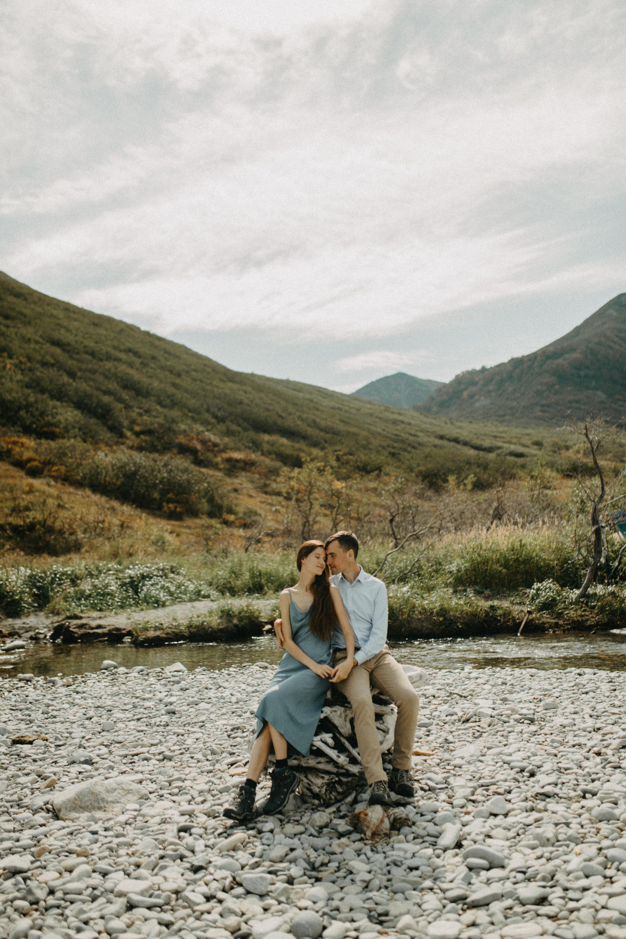 Николай и Марьям. Бухта Русская. Свадебное фото и видео на Камчатке. Туристические маршруты