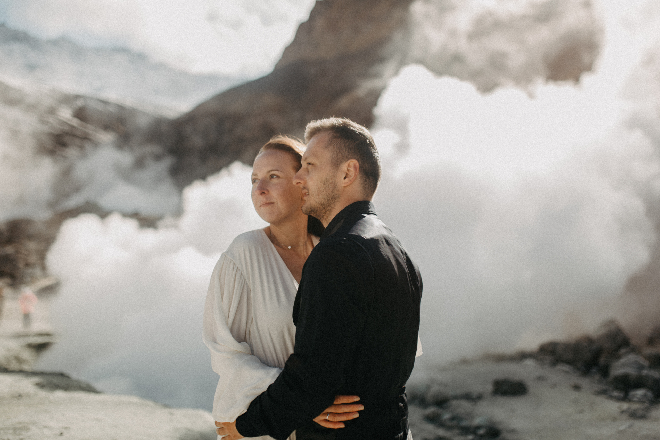 Мутновский вулкан. Федор и Ольга. Свадебное фото и видео на Камчатке. Туристические маршруты