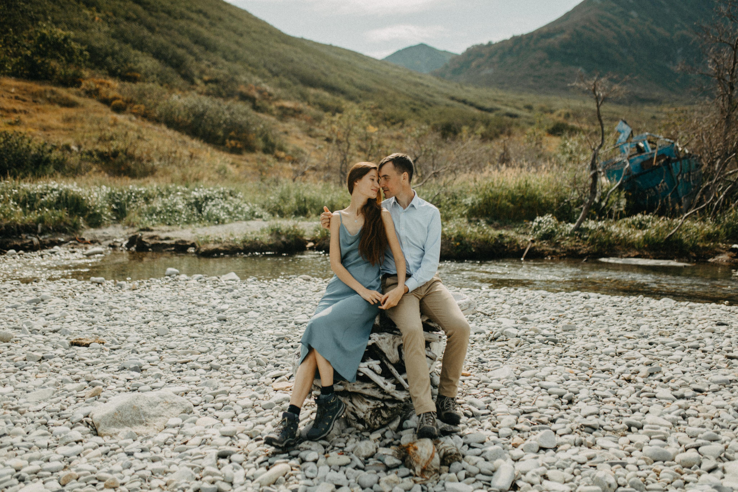 Николай и Марьям. Бухта Русская. Свадебное фото и видео на Камчатке. Туристические маршруты