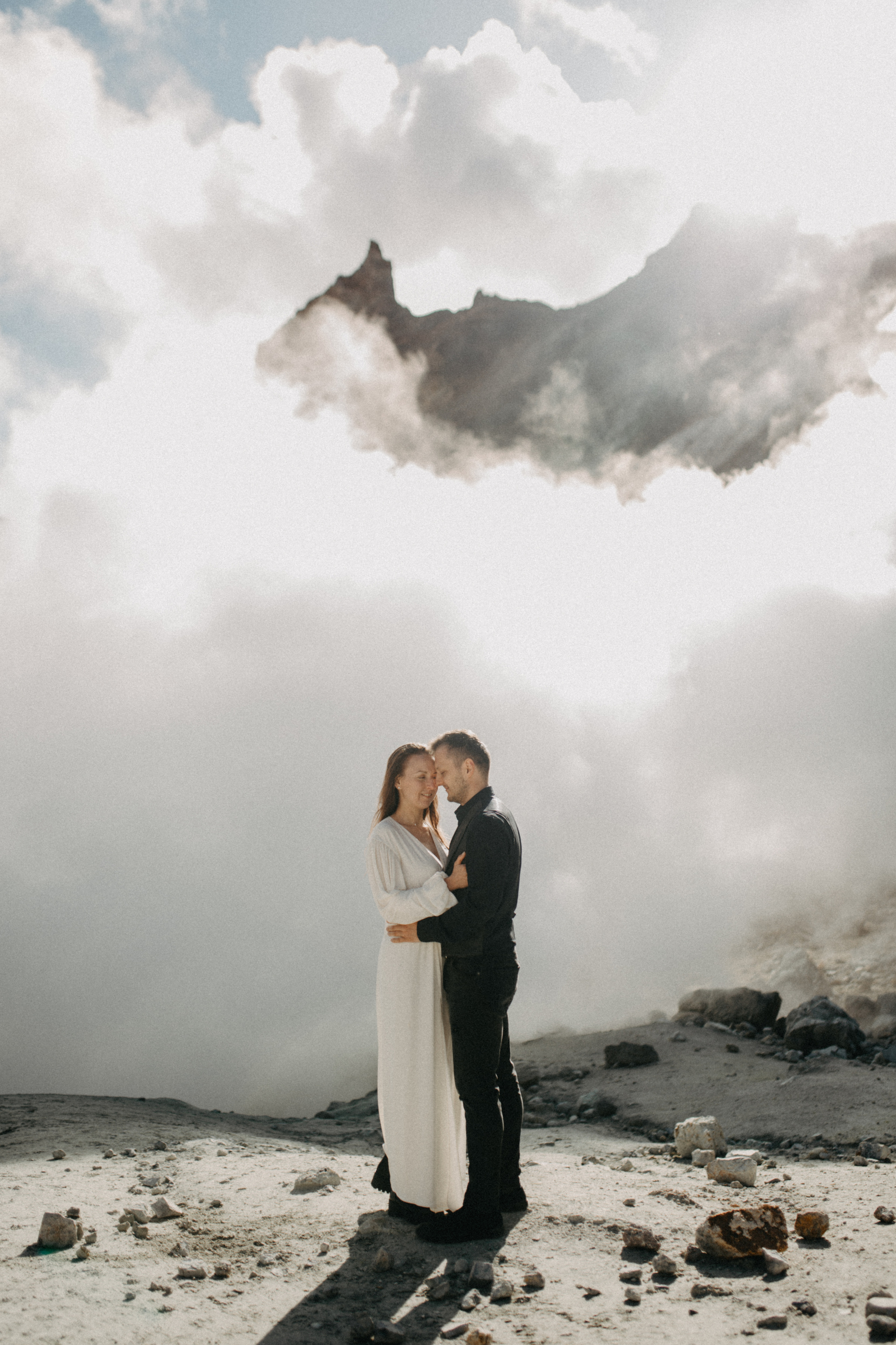 Мутновский вулкан. Федор и Ольга. Свадебное фото и видео на Камчатке. Туристические маршруты