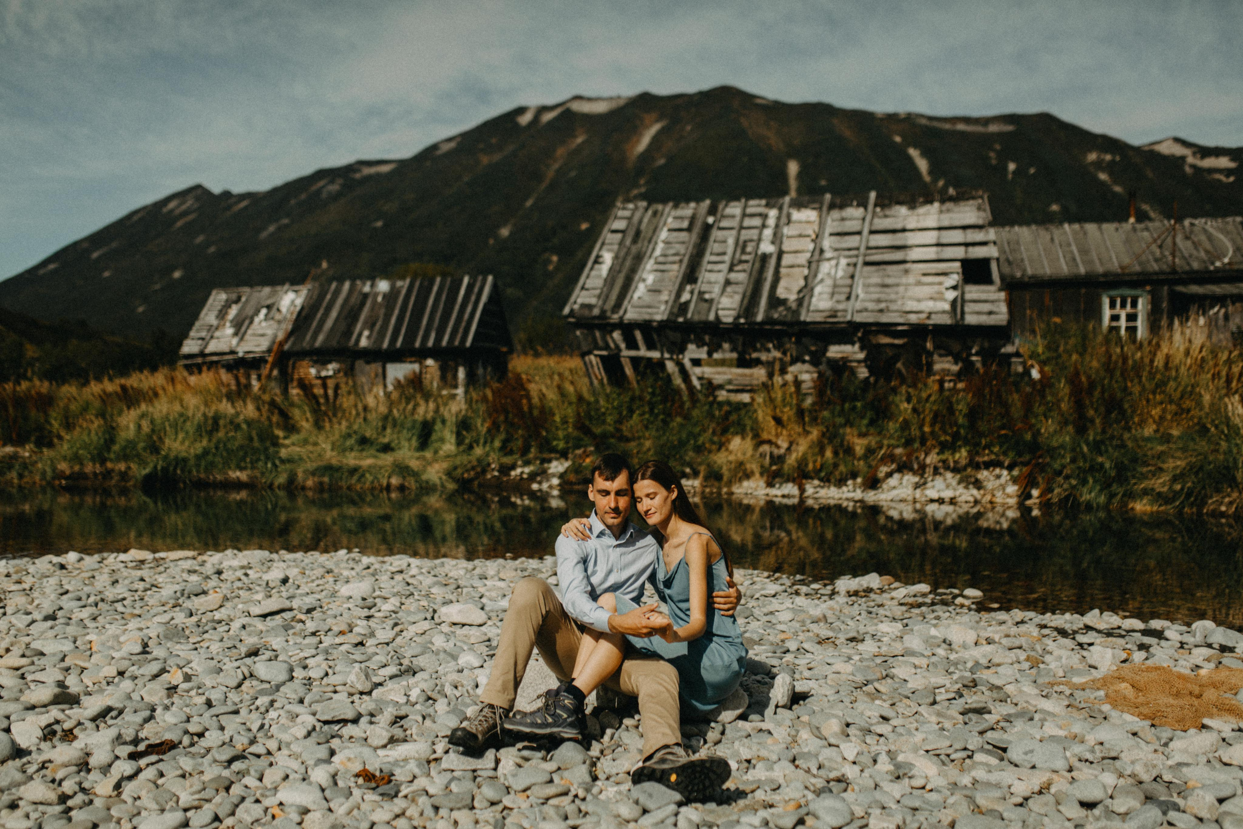 Николай и Марьям. Бухта Русская. Свадебное фото и видео на Камчатке. Туристические маршруты