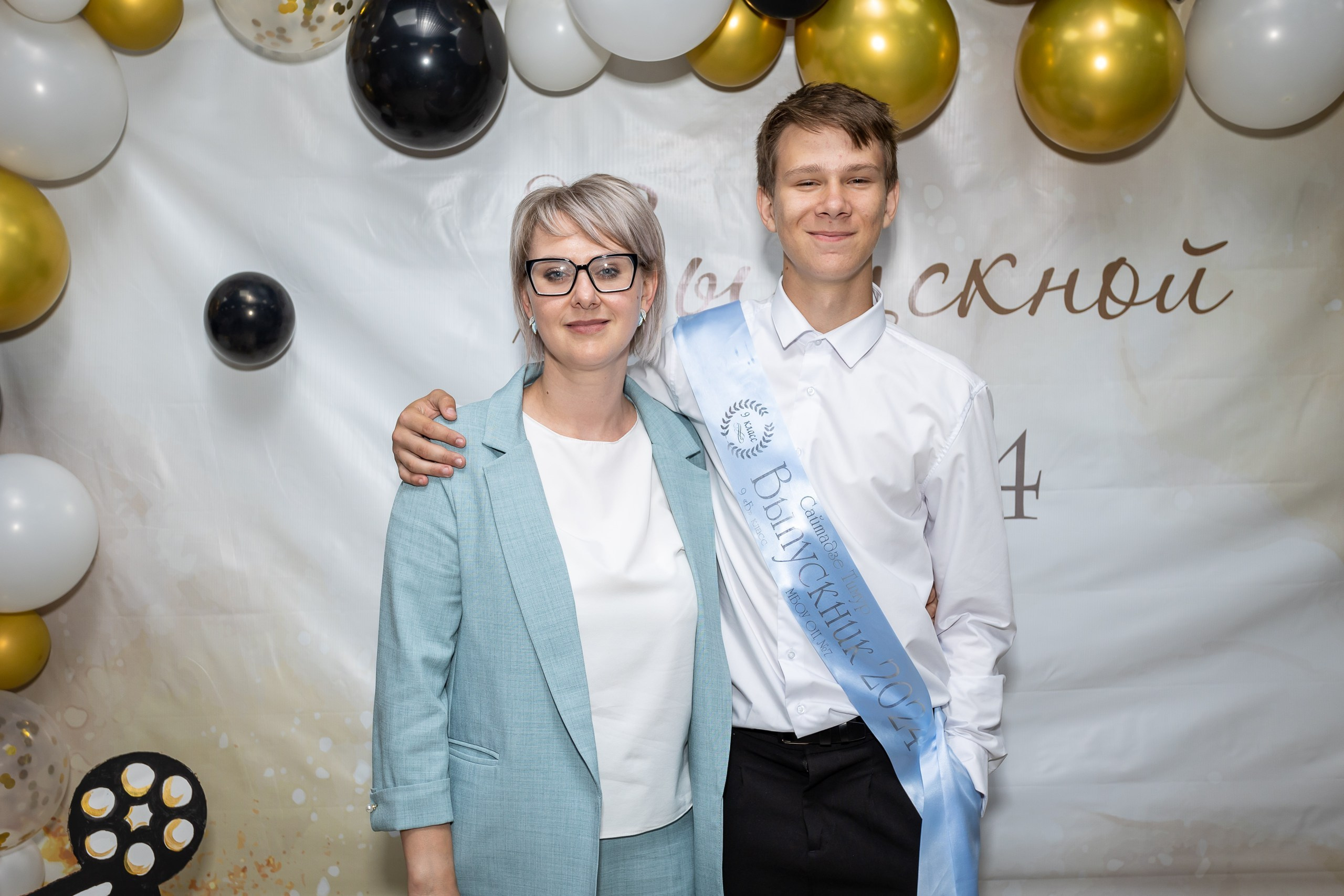 Вручение аттестата и выпускной вечер. Выпускные альбомы Майкоп, Краснодар Елена Золотарева