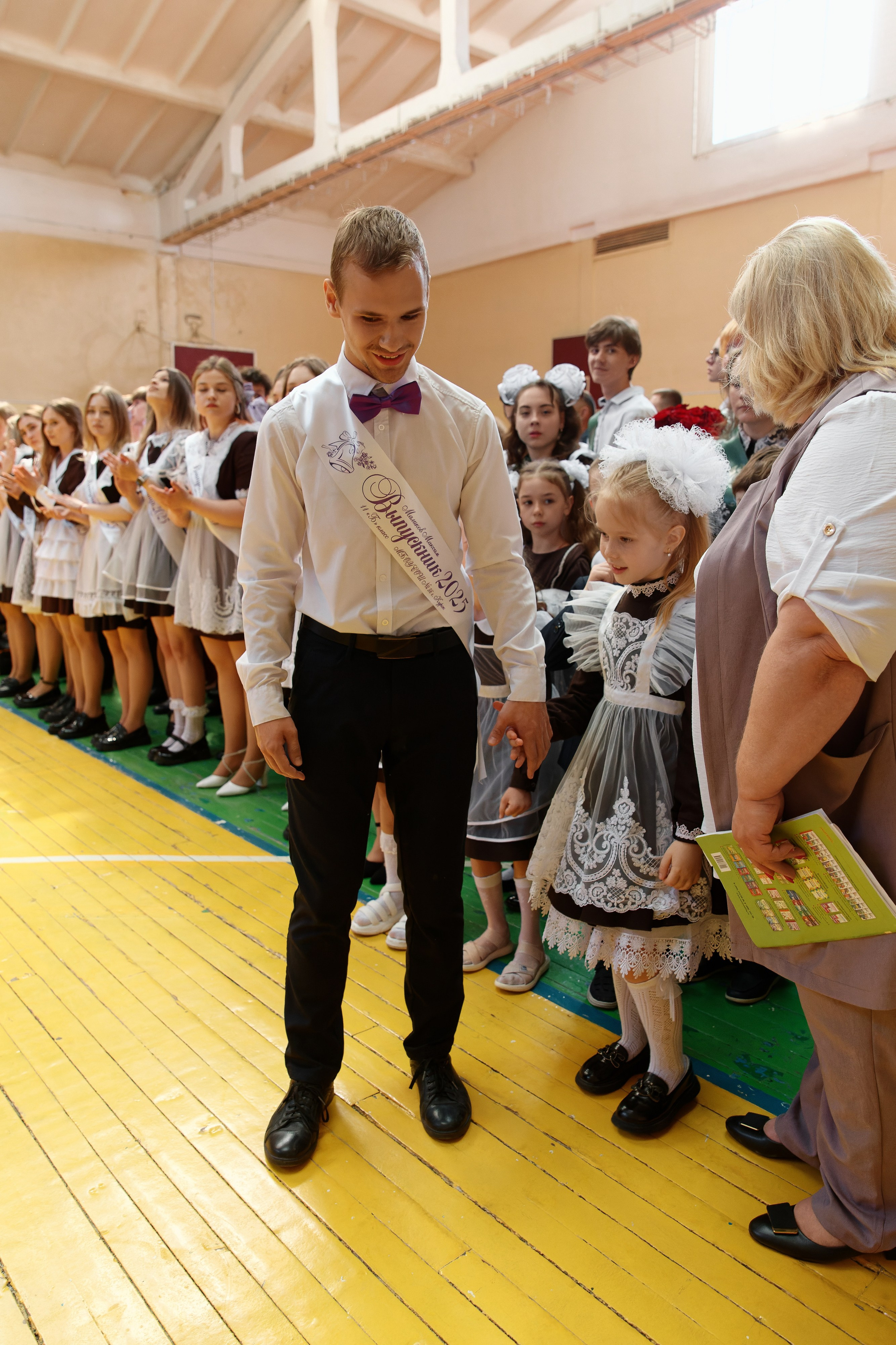 Последний звонок Школа № 42. Семейный фотограф — Макс Белогрудов