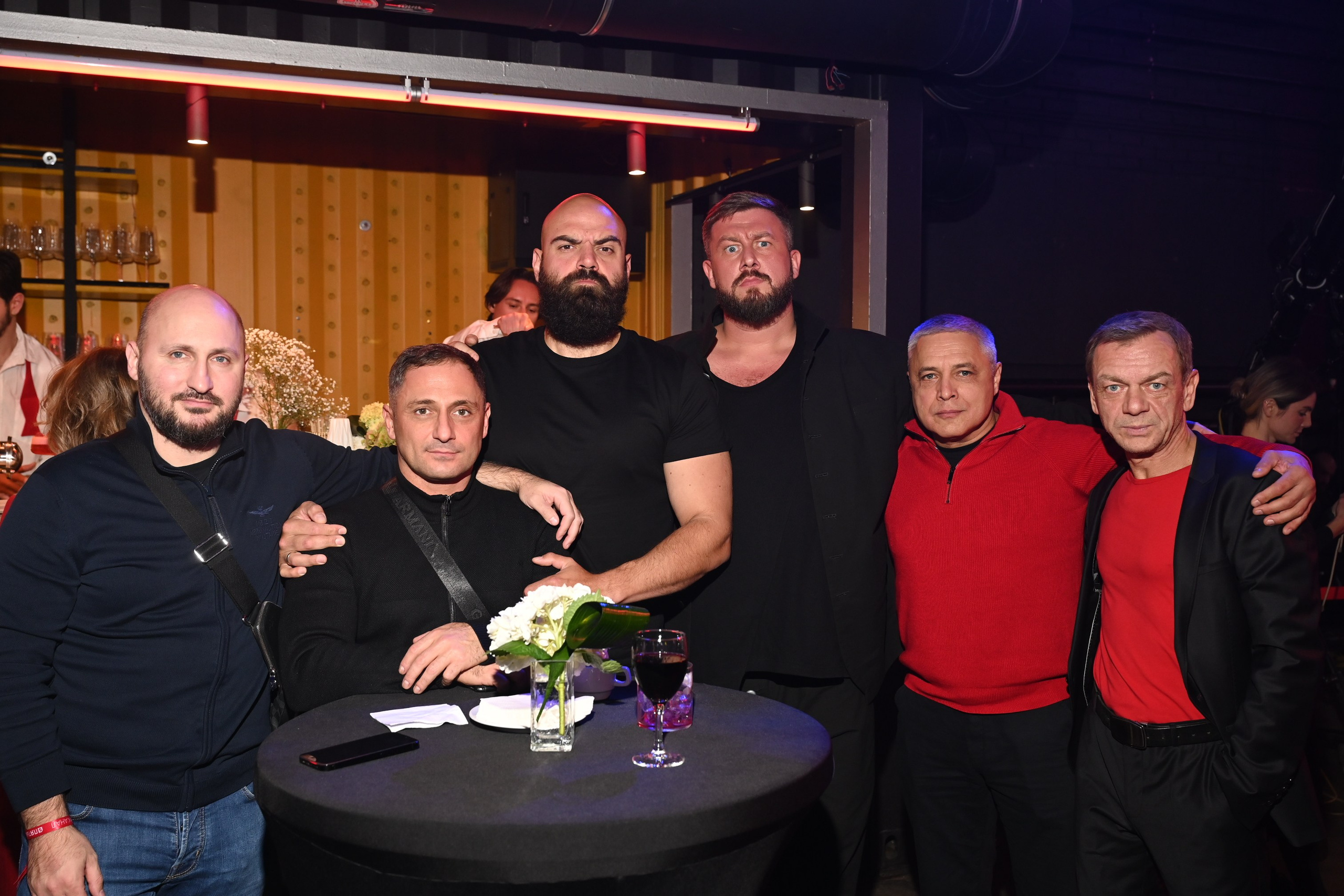 Презентация Пятого канала 01.10.2024. EVEREST PHOTO REPORT