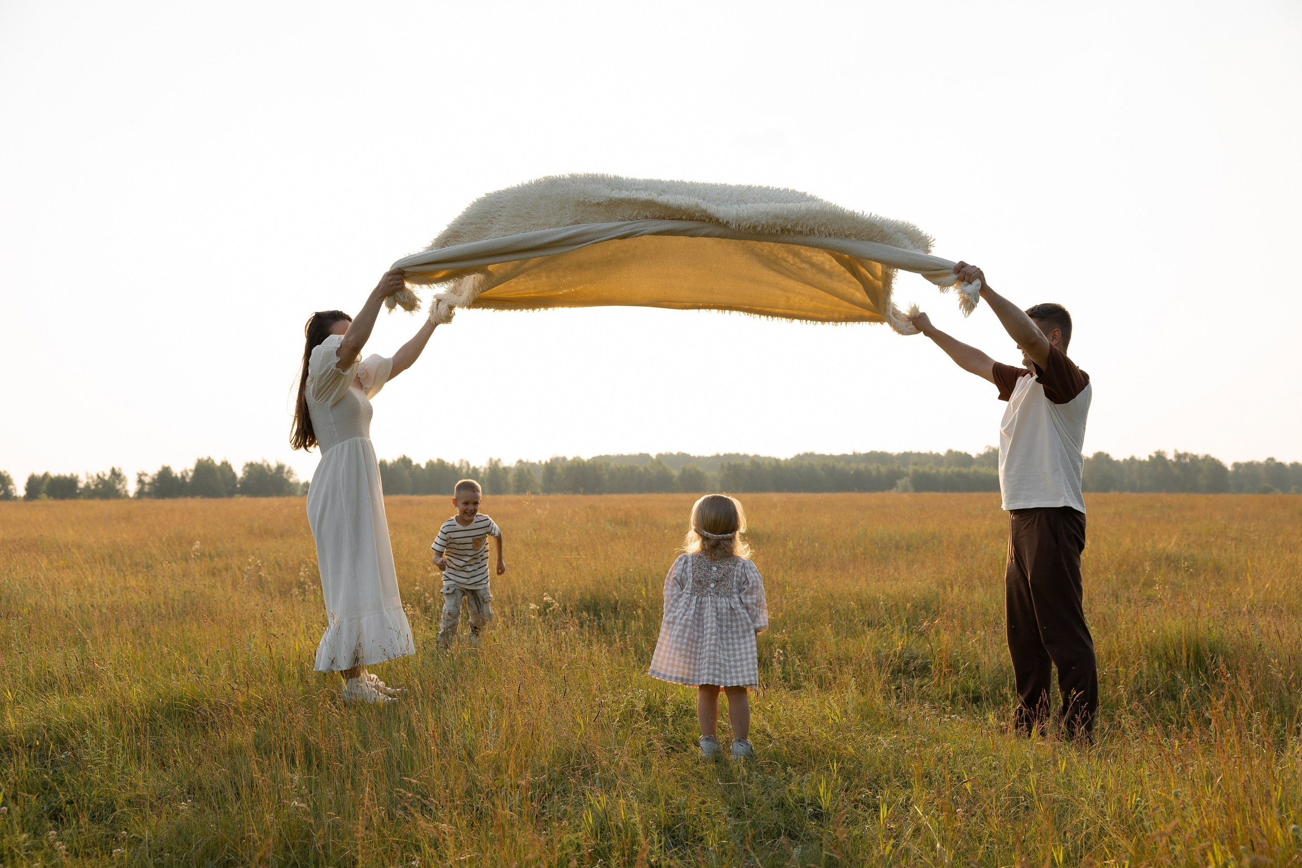 В поле. Семейный и свадебный фотограф в Челябинске Мария Леонтьева