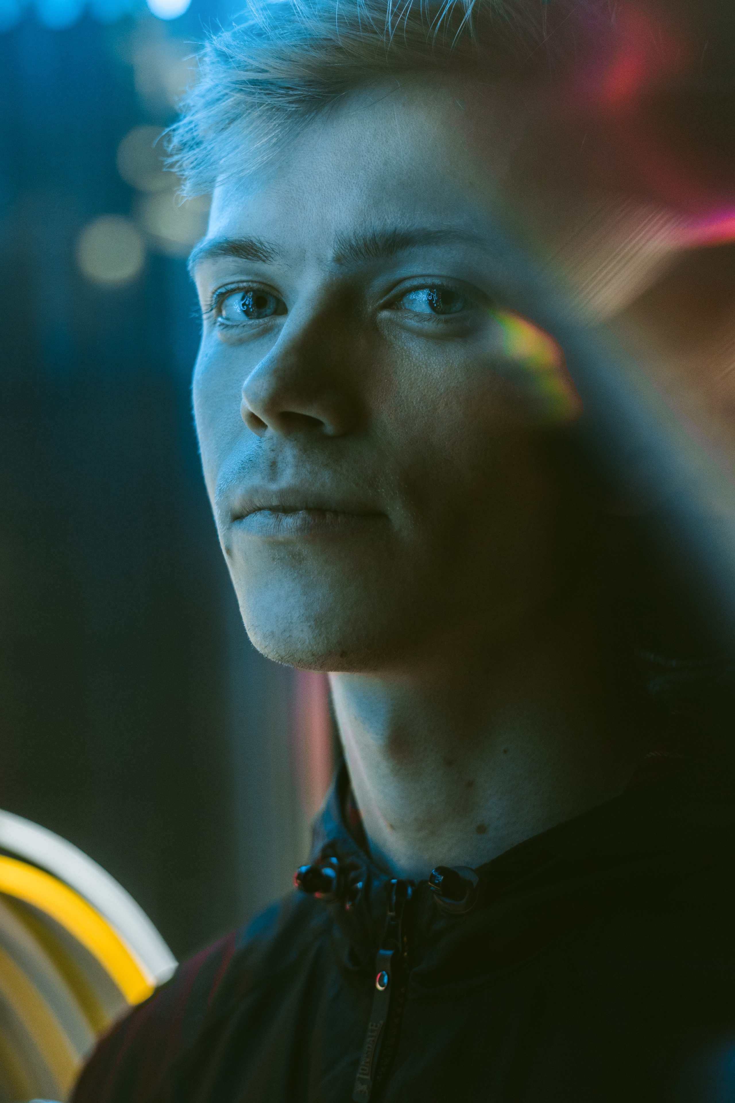 Kirill. Уличный фотограф Виталий Тимохин в Новосибирске