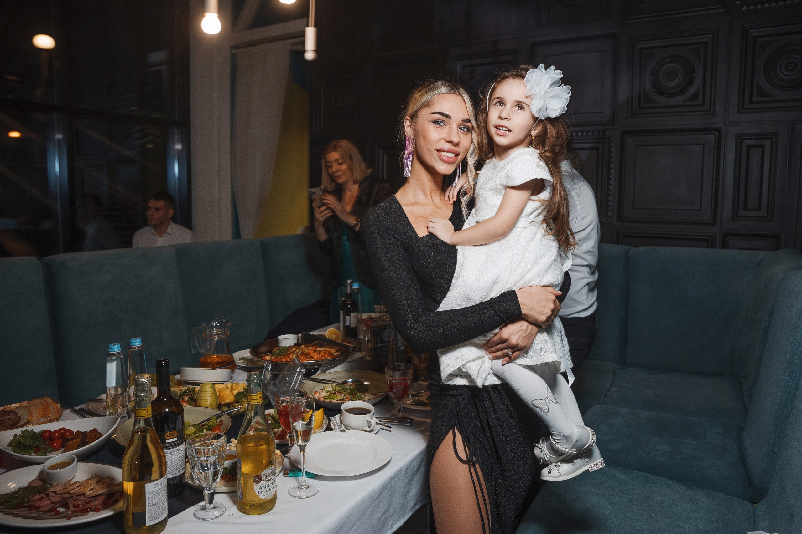 Новогодняя ночь в ресторане Миля. Свадебный и репортажный фотограф в Волгограде Антон Сидоренко