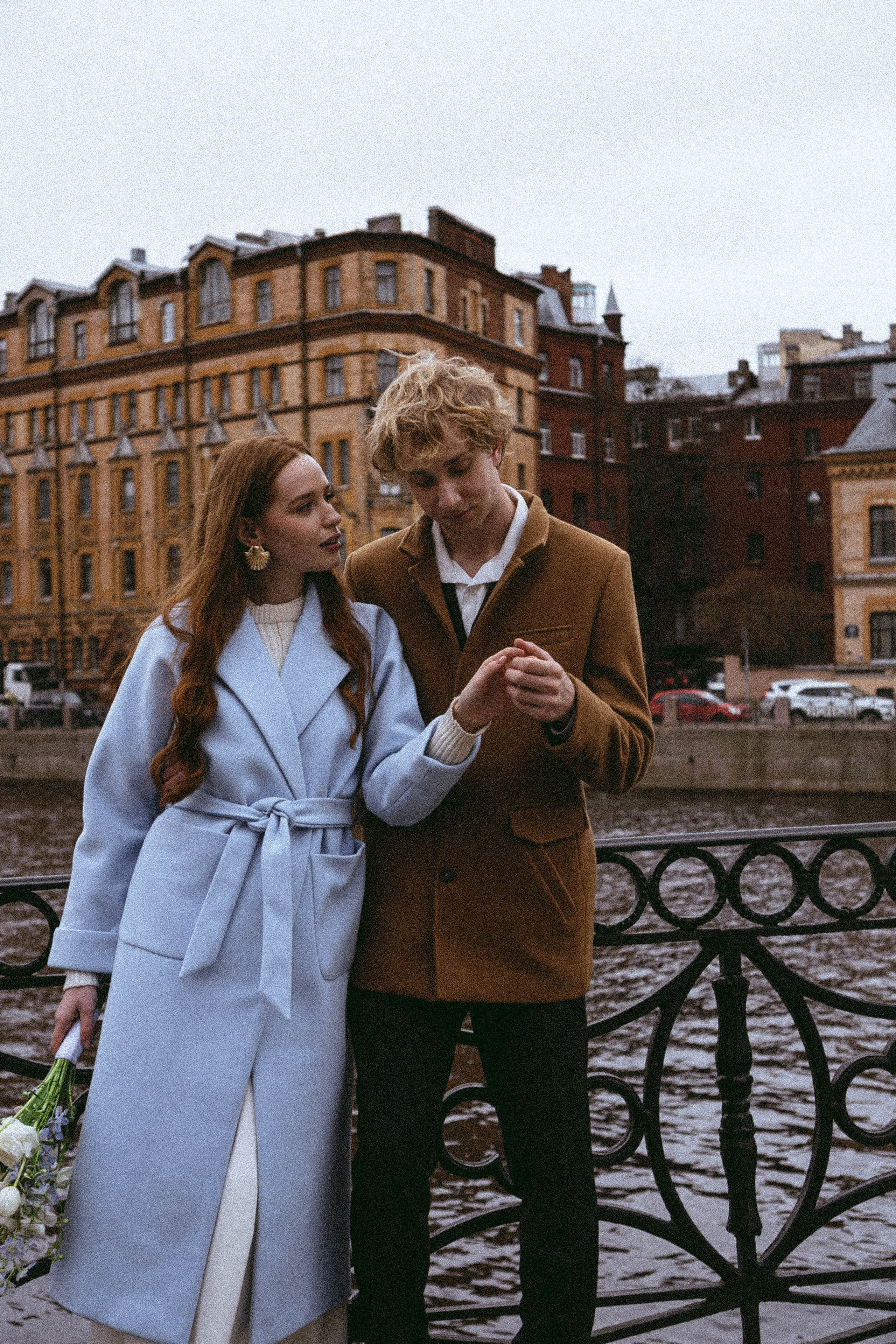 СВАДЕБНАЯ СЬЕМКА В ОТЕЛЕ. СБОРЫ ЖЕНИХА И НЕВЕСТЫ И ТАКЖЕ ТОР И ПОДГОТОВКА К ПРОГУЛКЕ И ПРОГУЛКА ПО ПЕТРОГРАДКЕ. Профессиональный фотограф, Санкт-Петербург — Виктория Богомолова