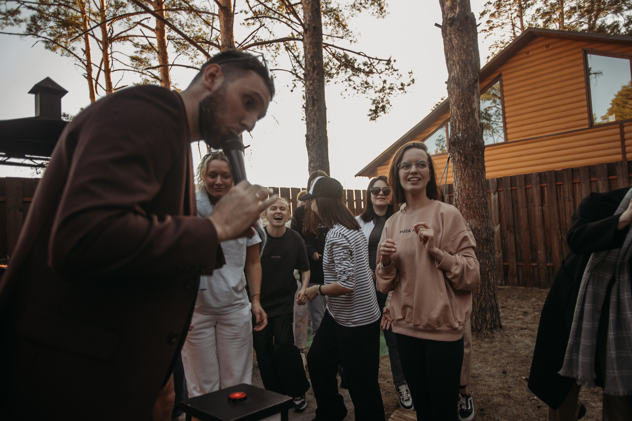 Корпоратив Muza_Arts. Венера Гайн. Репортажный фотограф  Тюмень. Обучение фотографии с 0