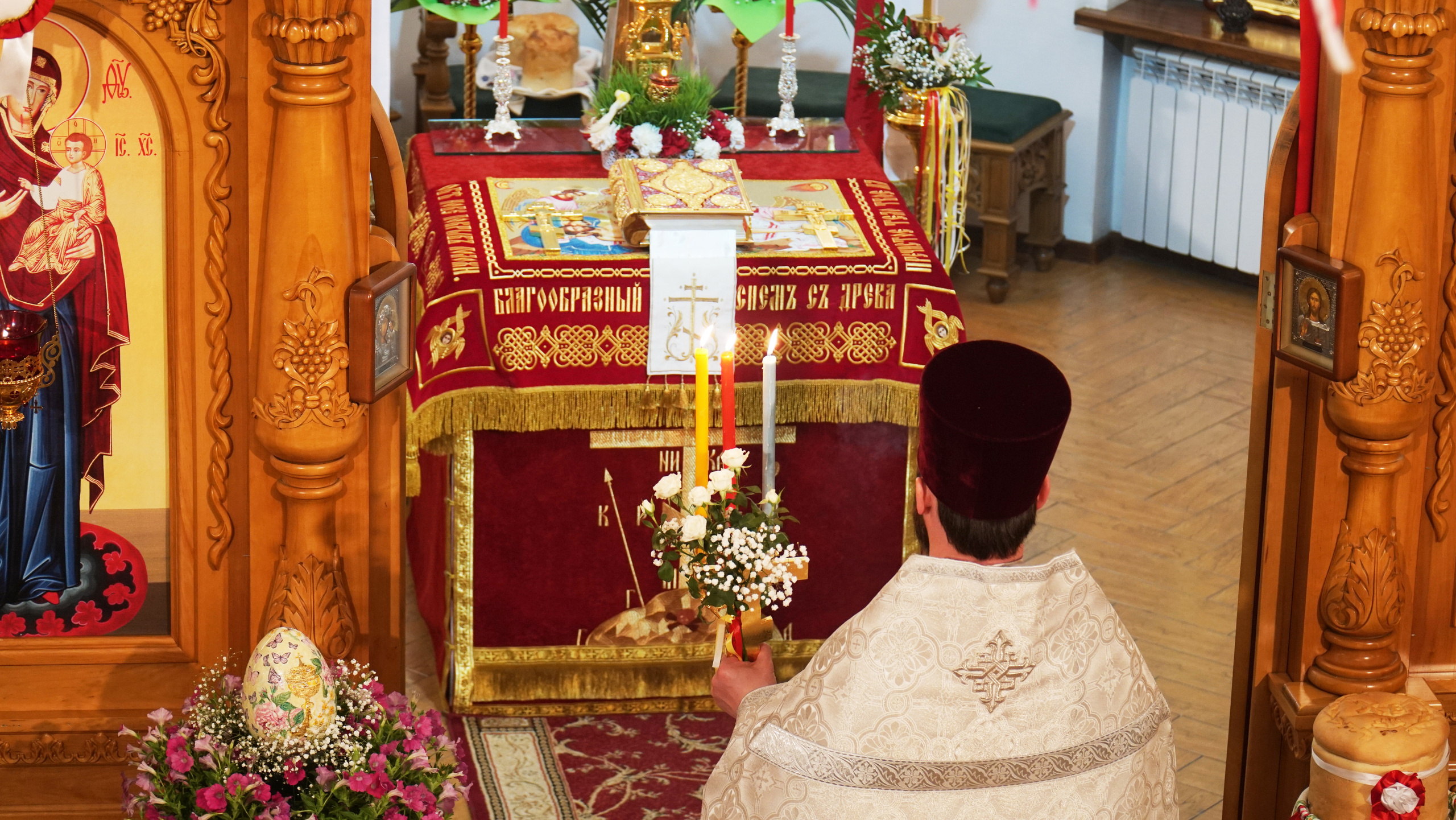 Пасха 2021 в Храме Святого Апостола Андрея Первозвонного (Донецк). Видеооператор Андрей Сапенок