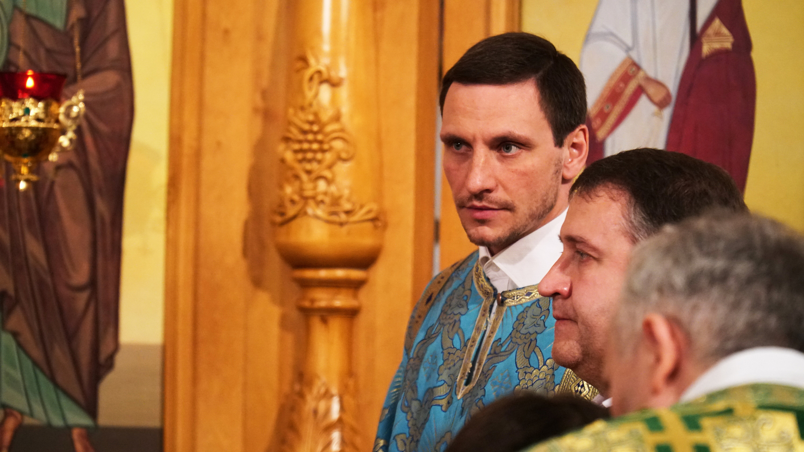 Пасха 2021 в Храме Святого Апостола Андрея Первозвонного (Донецк). Видеооператор Андрей Сапенок