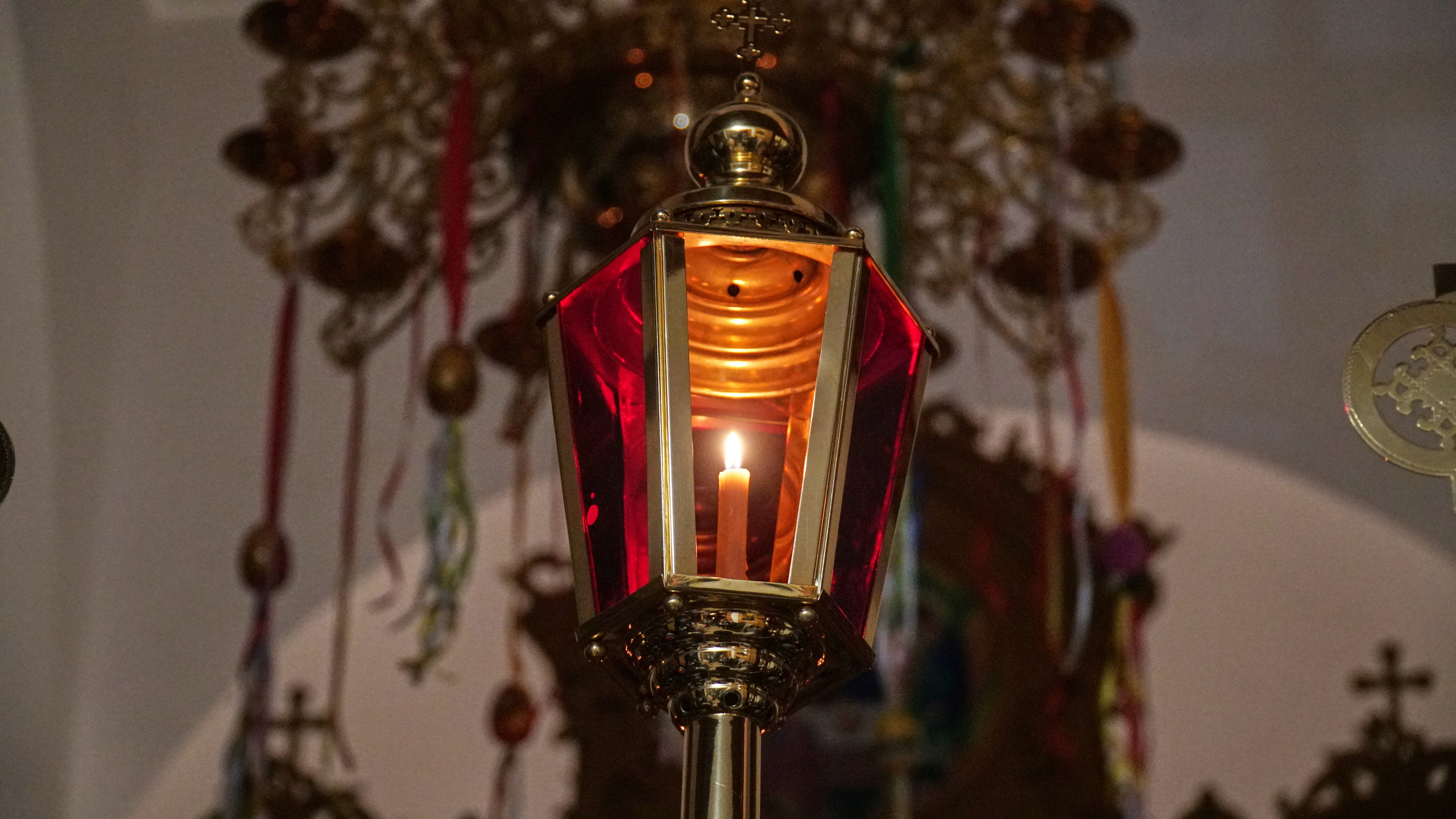 Пасха 2021 в Храме Святого Апостола Андрея Первозвонного (Донецк). Видеооператор Андрей Сапенок