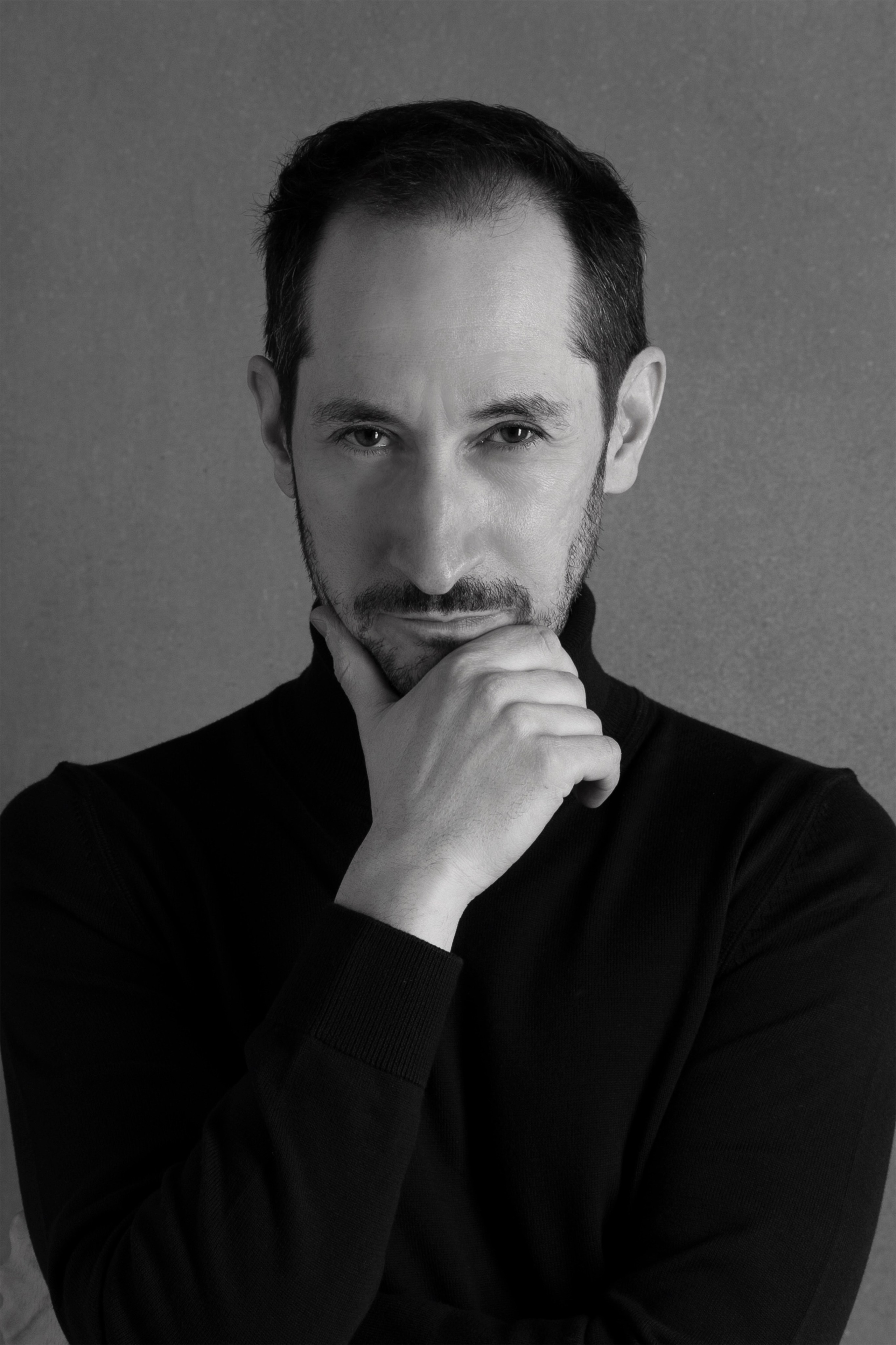 Мужская съемка в студии. Персональные и семейные съемки в Москве фотограф Аверина Анна