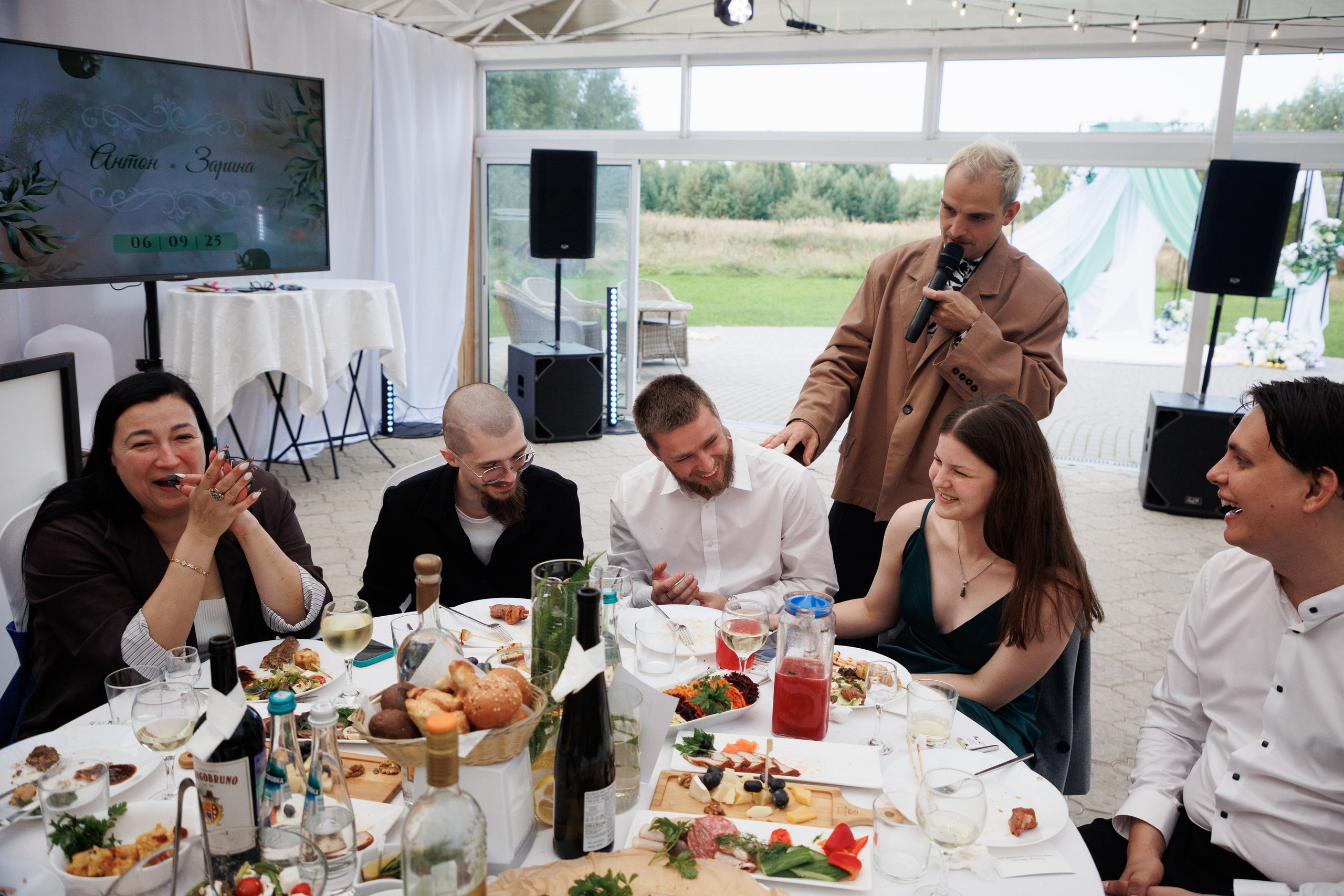 Сентябрь 2025, Белый лис, Выкса. Фотограф городских и семейных событий в Нижнем Новгороде Артем Карпухин
