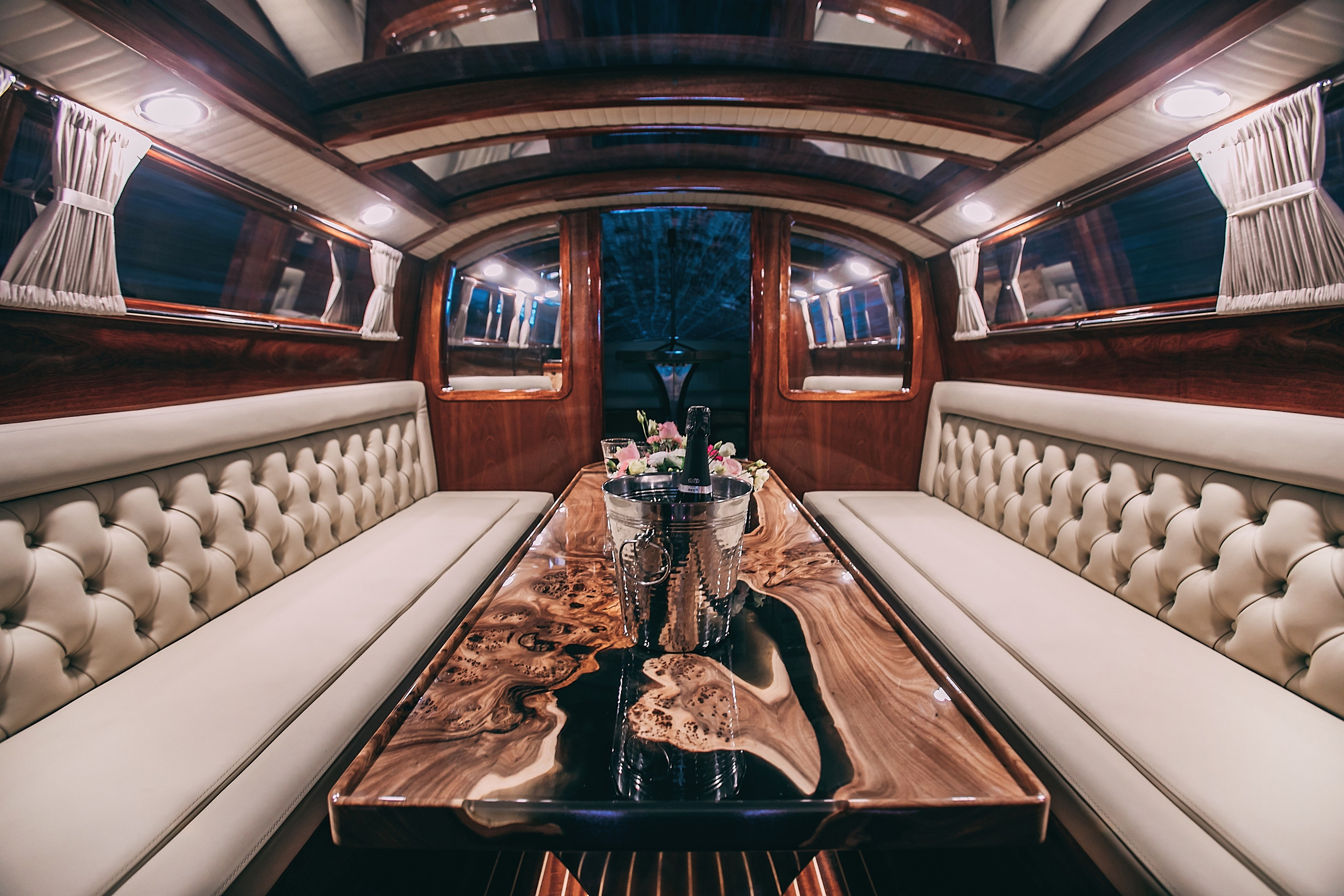 Катер «Montferrand». SPB Rent Boats|аренда катеров и теплоходов