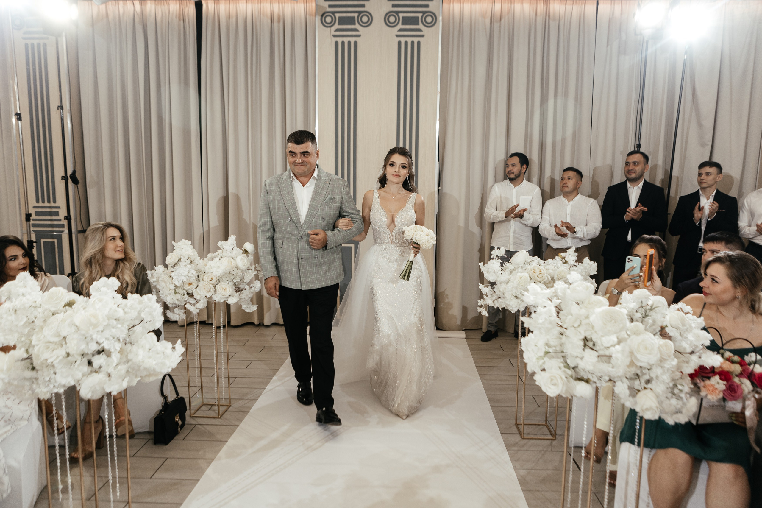 Свадебный фотограф Уфа — Руслан ГабдлисламовЖивые эмоции, красивые кадры, воспоминания на всю жизнь.Работаю по всей Республике Башкортоста. Свадебный фотограф Уфа Руслан Габдлисламов