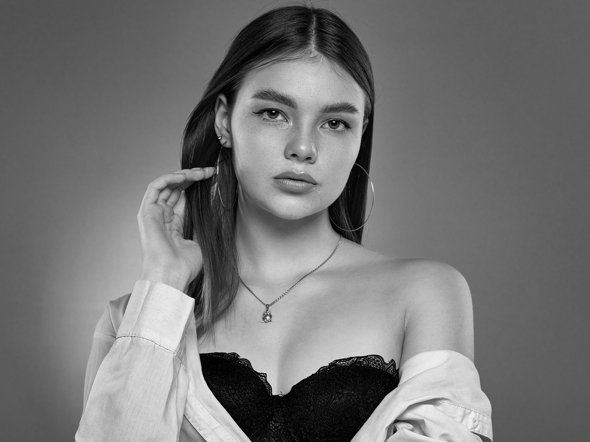 черно белая фотосессия девушки, фотограф спб