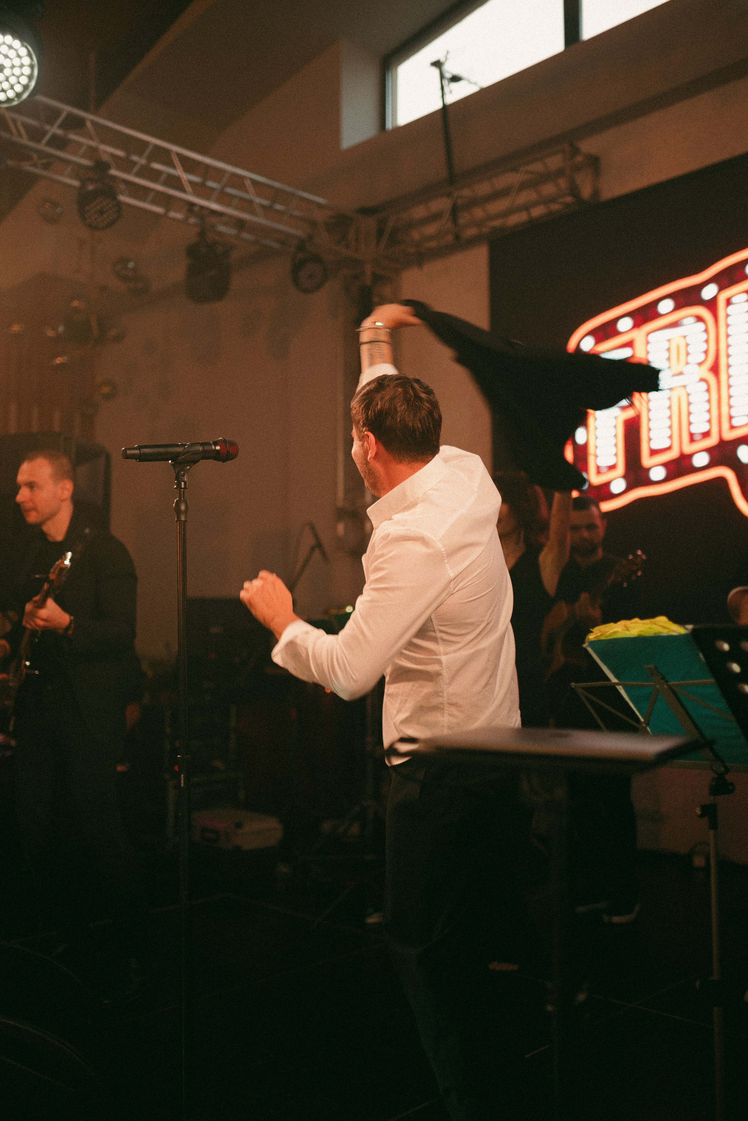 Кавер группа «Friends» soundcheck| ресторан «ШатоПино». Фотограф Санкт-Петербург, Новороссийск