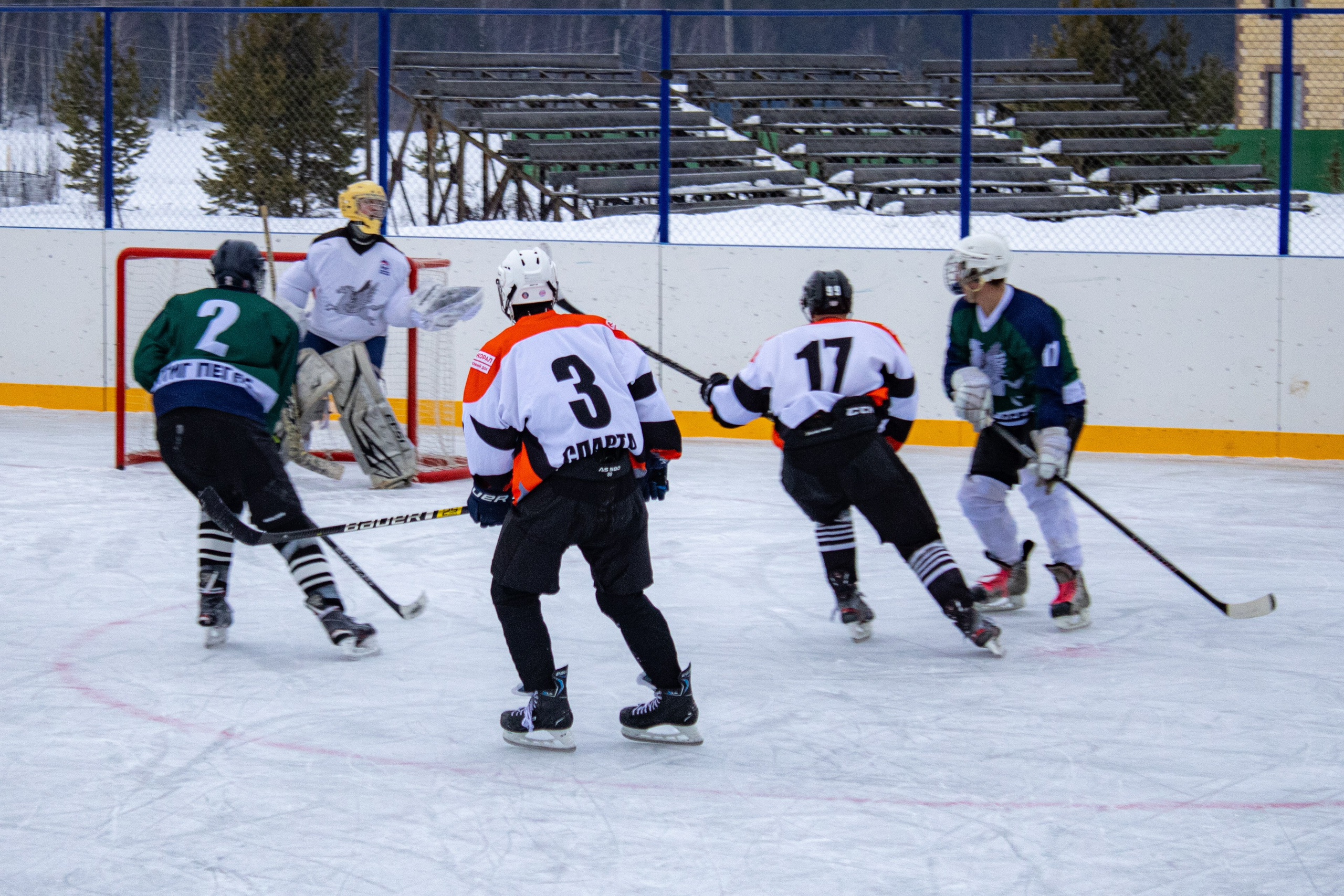 Хоккей г.п Атиг-г.Нижние Серги