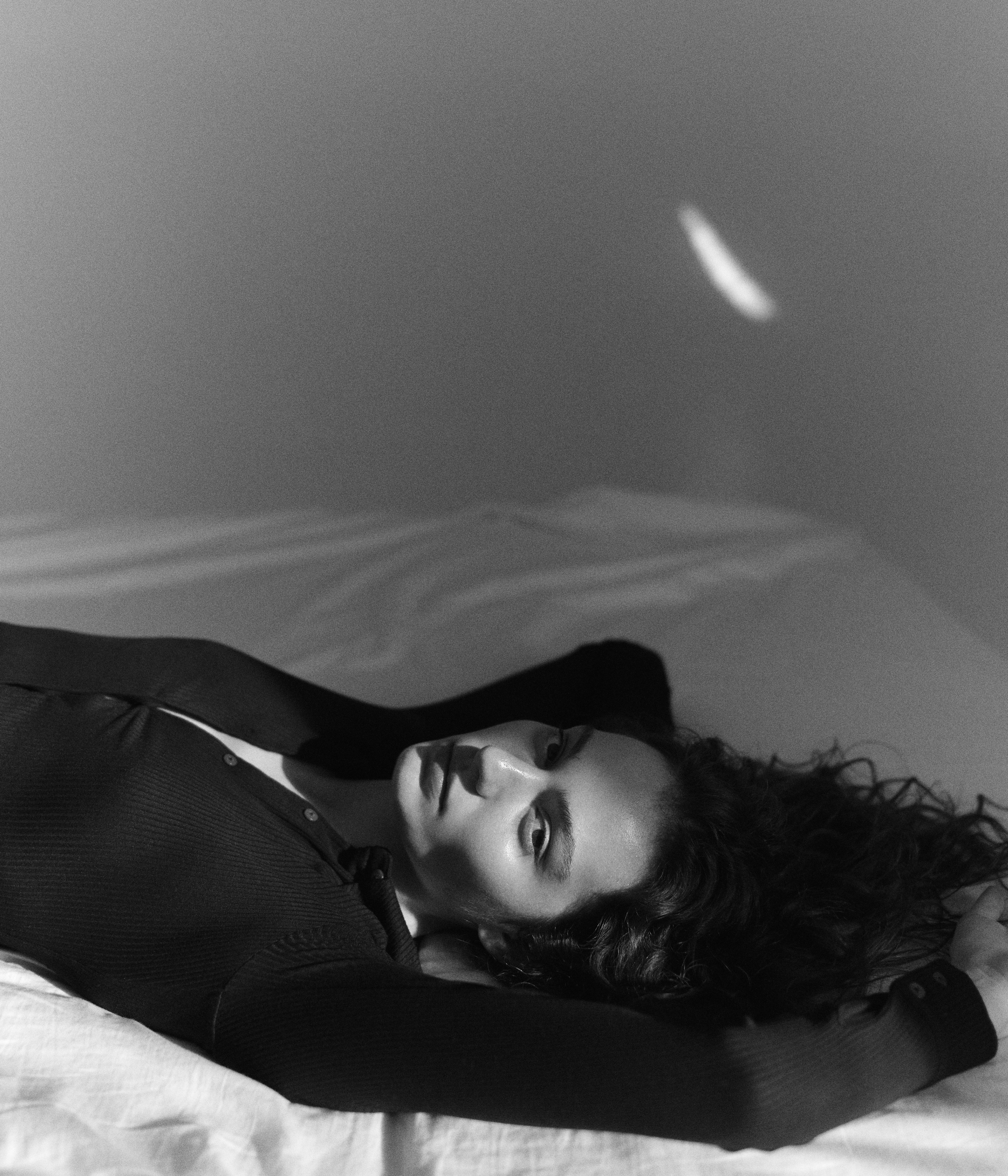 Красивый портрет в фотостудии 