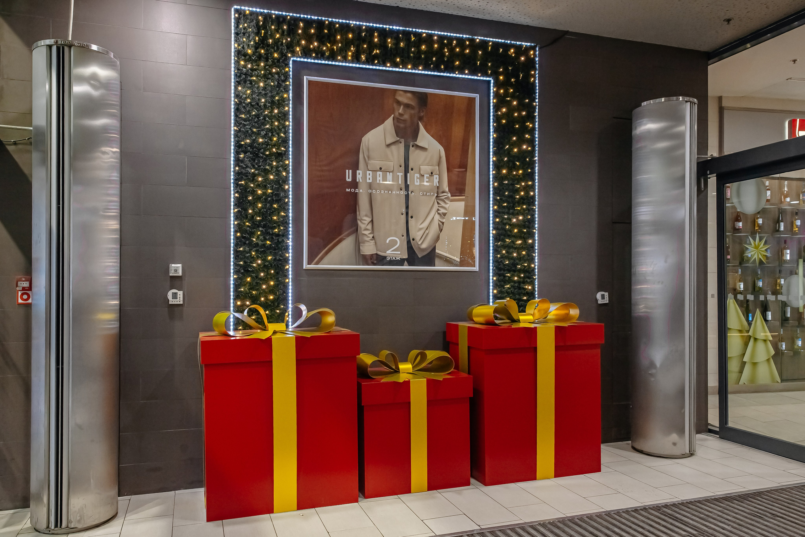 Съёмка интерьера ТЦ, входных групп. Фотограф в Санкт-Петербурге Екатерина Спикс