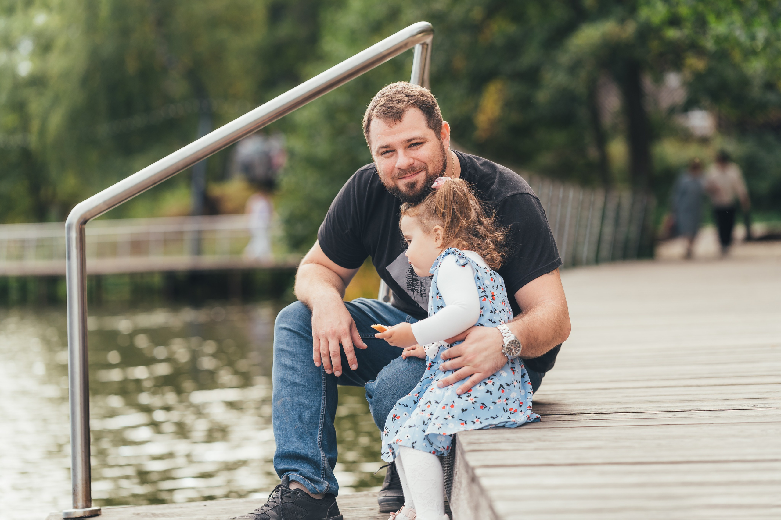 Денис с дочкой, Балашиха, парк Пехорка. Наталья Дукалова фотограф Щелково Королев Пушкино Москва Балашиха