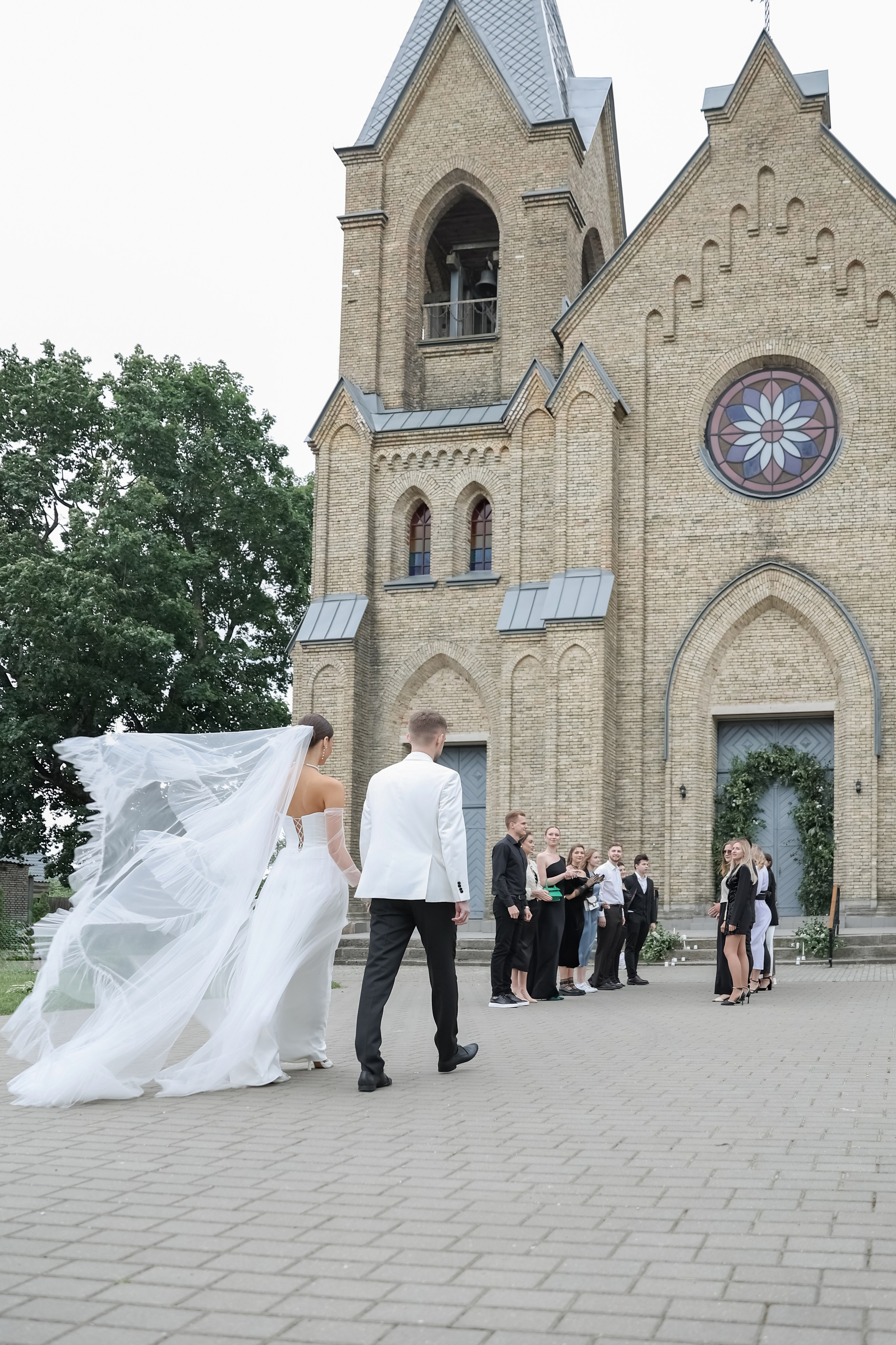 Кирилл и Виктория. Свадебные фотограф и видеограф в Минске Голдосовы Марина и Вадим