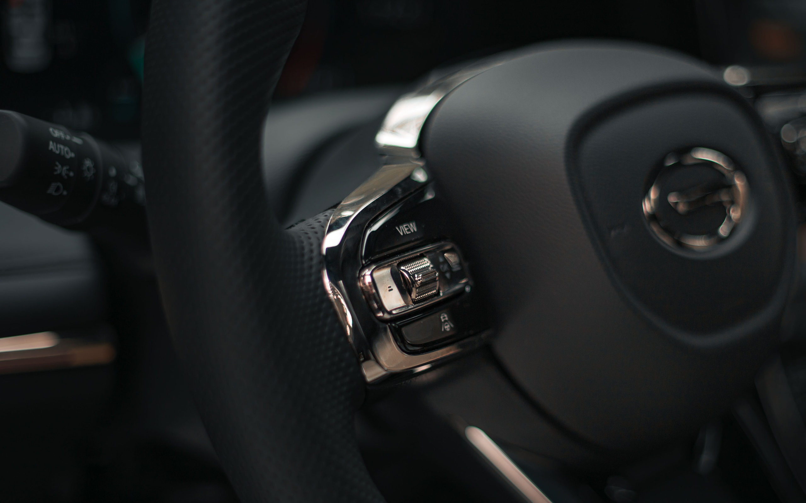 Бизнес съемка для автосалона GAC в городе Ижевск. Бизнес фотограф Ижевск — Назаров Роман