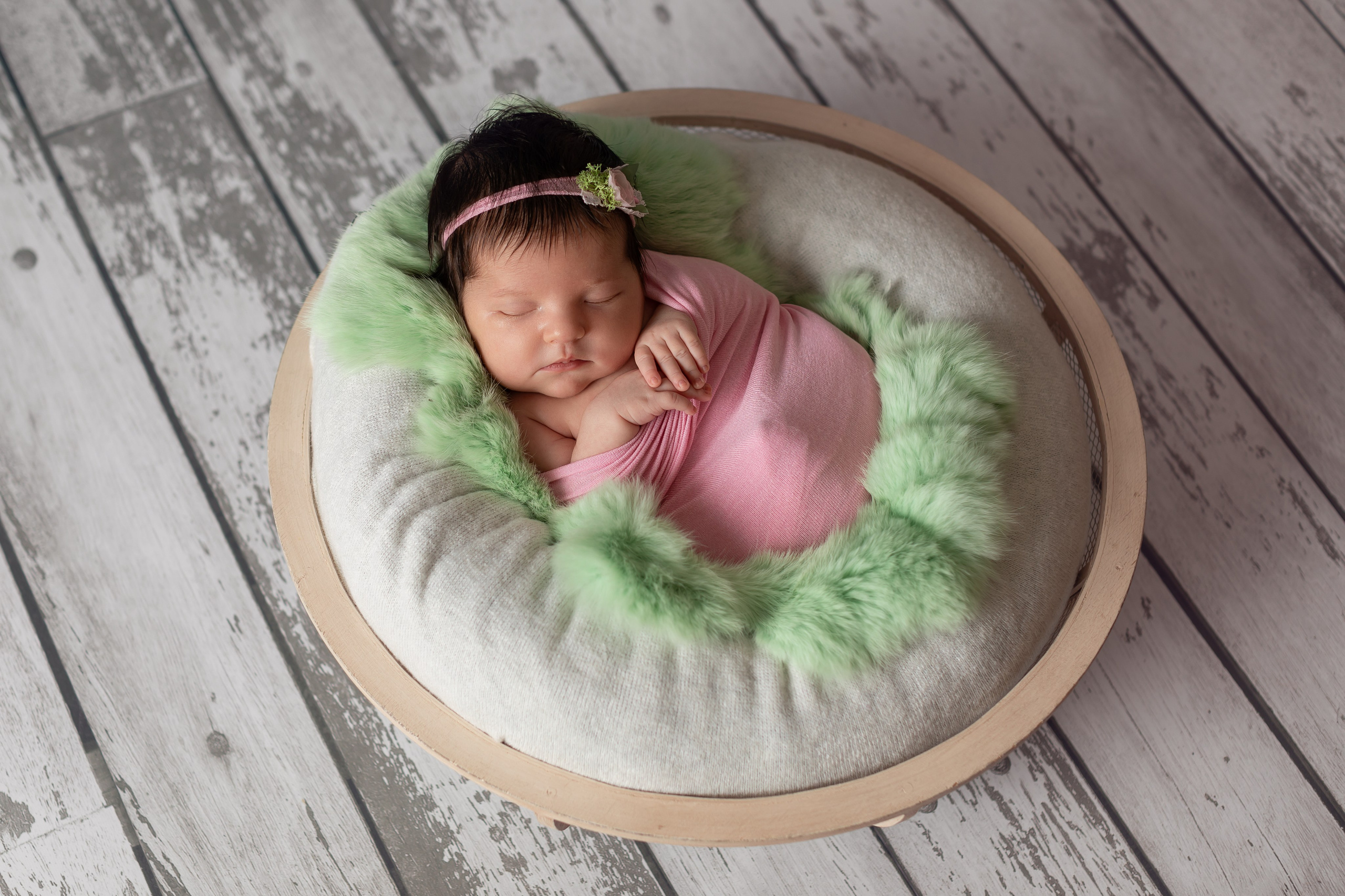 PH @bestmoments_newborn. Retoucher Aleksmokh