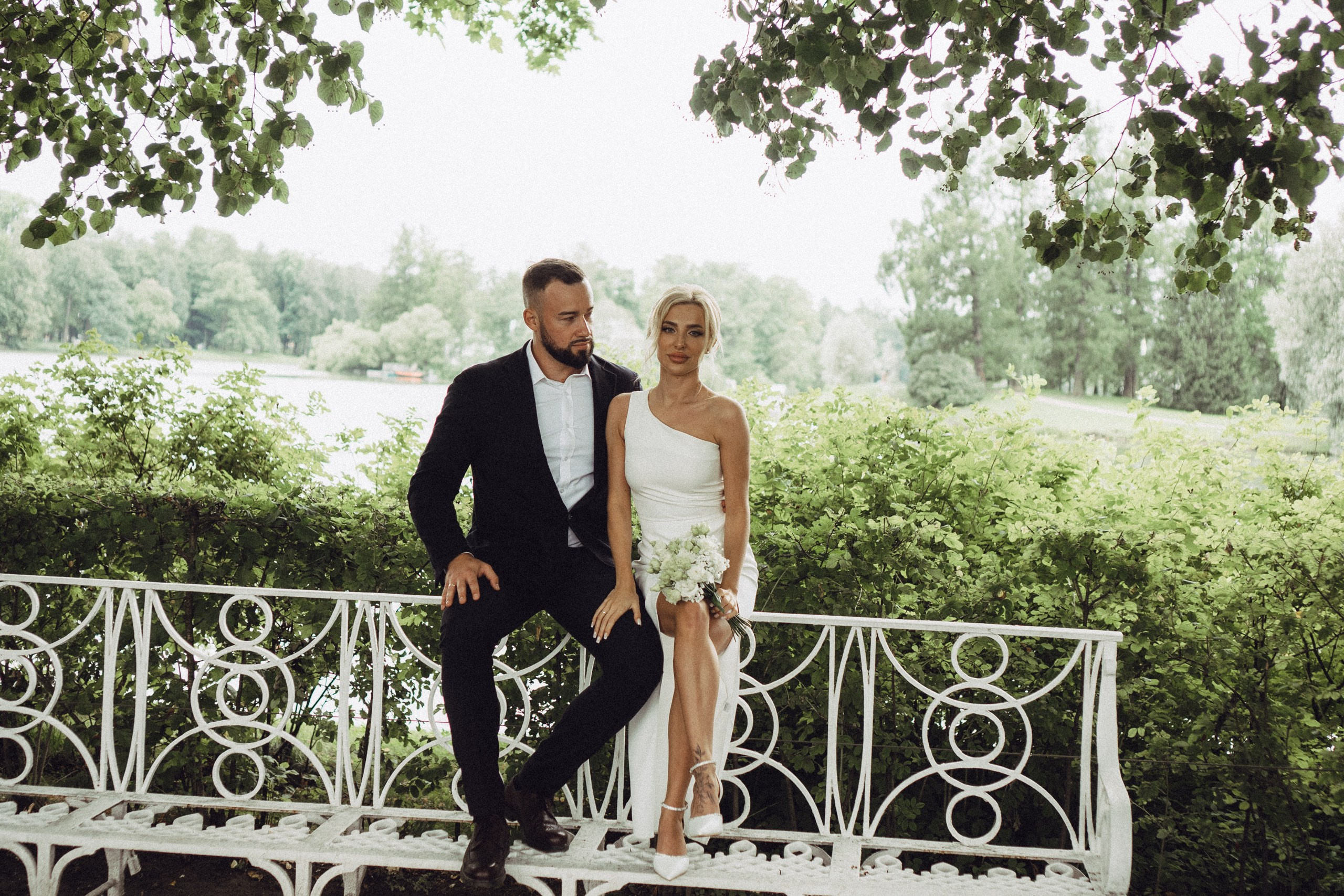 СВАДЕБНАЯ ИСТОРИЯ В ГОРОДЕ ПУШКИН ВОЗЛЕ ЕКАТЕРИНИНСКОГО ДВОРЦА И В ПАРКЕ. Профессиональный фотограф, Санкт-Петербург — Виктория Богомолова