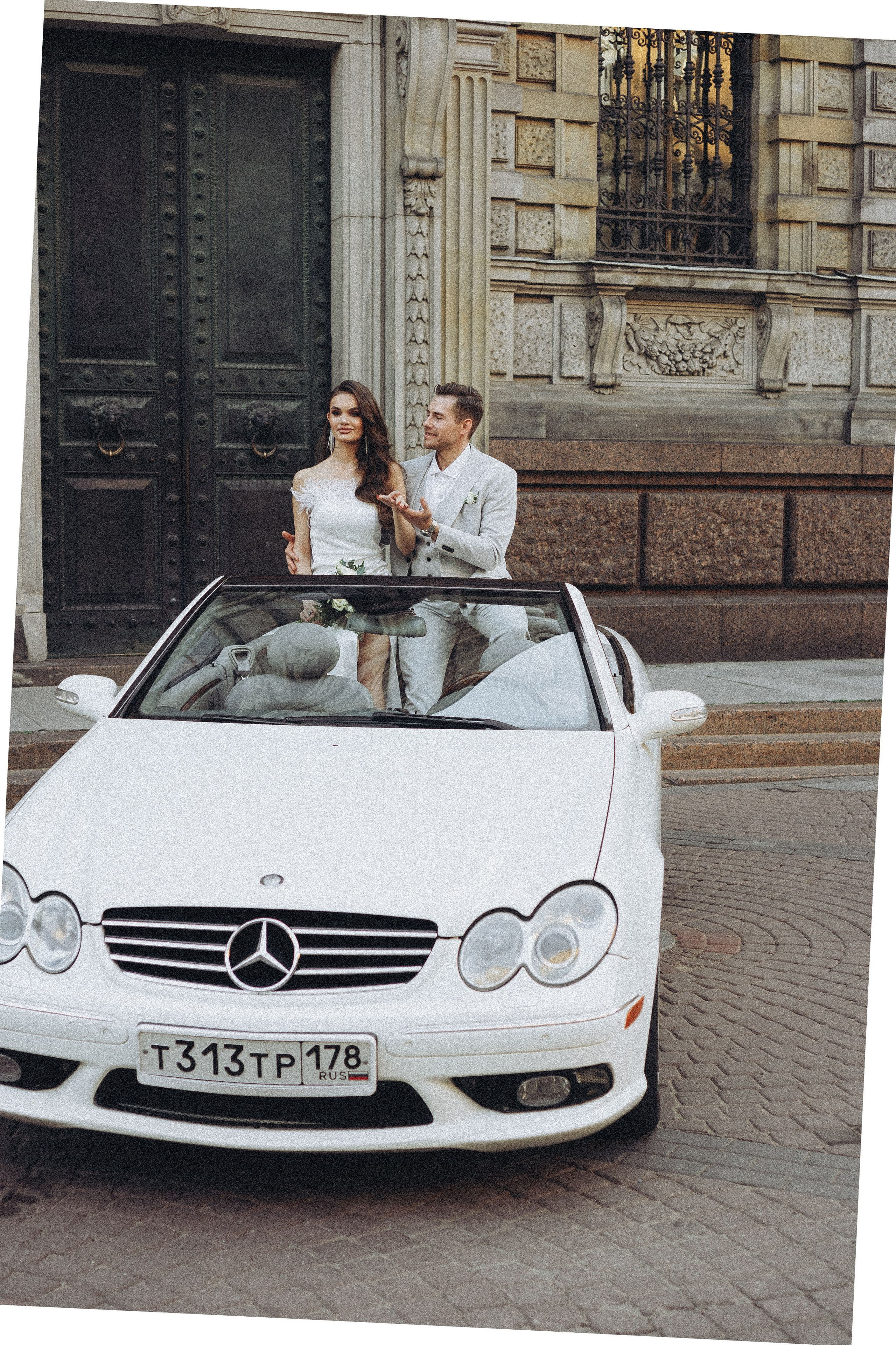 Свадебная сьемка у академии Штиглица. Профессиональный фотограф, Санкт-Петербург — Виктория Богомолова