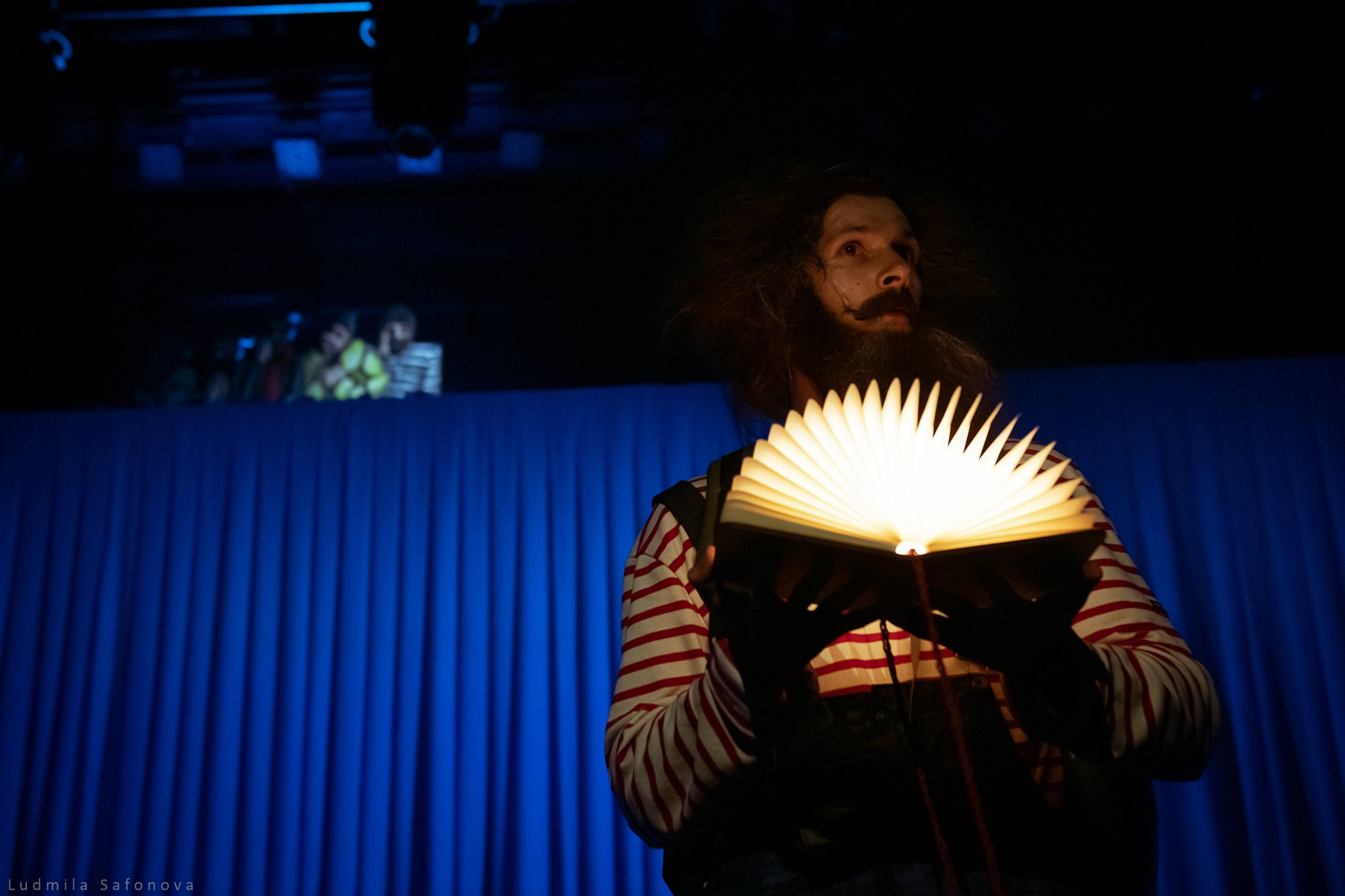 МХТ им. Чехова. Морж, учитель и поэт. Lucytheatre