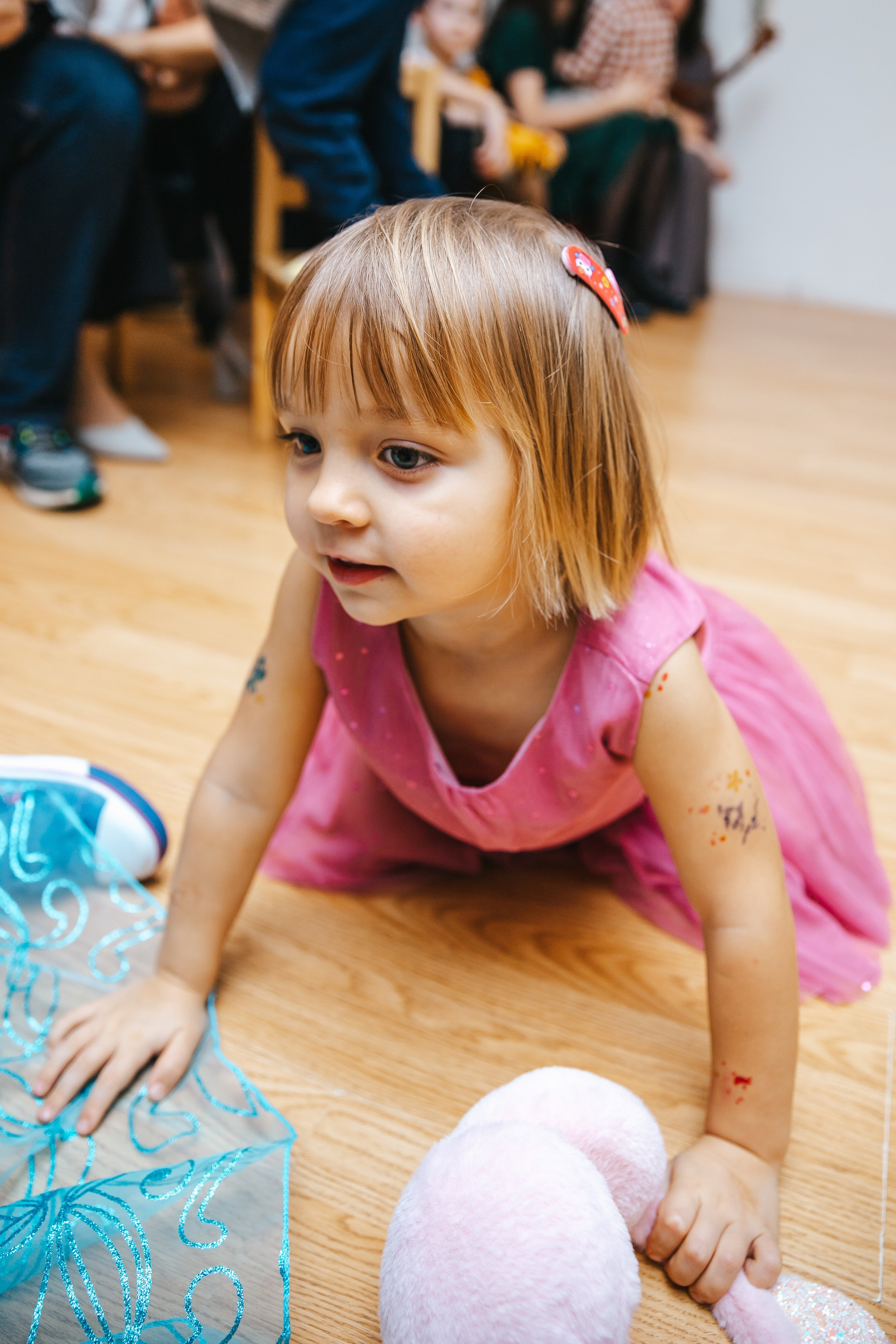 Новогодний утренник в Монтессори-садике. Семейный lifestyle фотограф в Санкт-Петербурге Людмила Пахомова