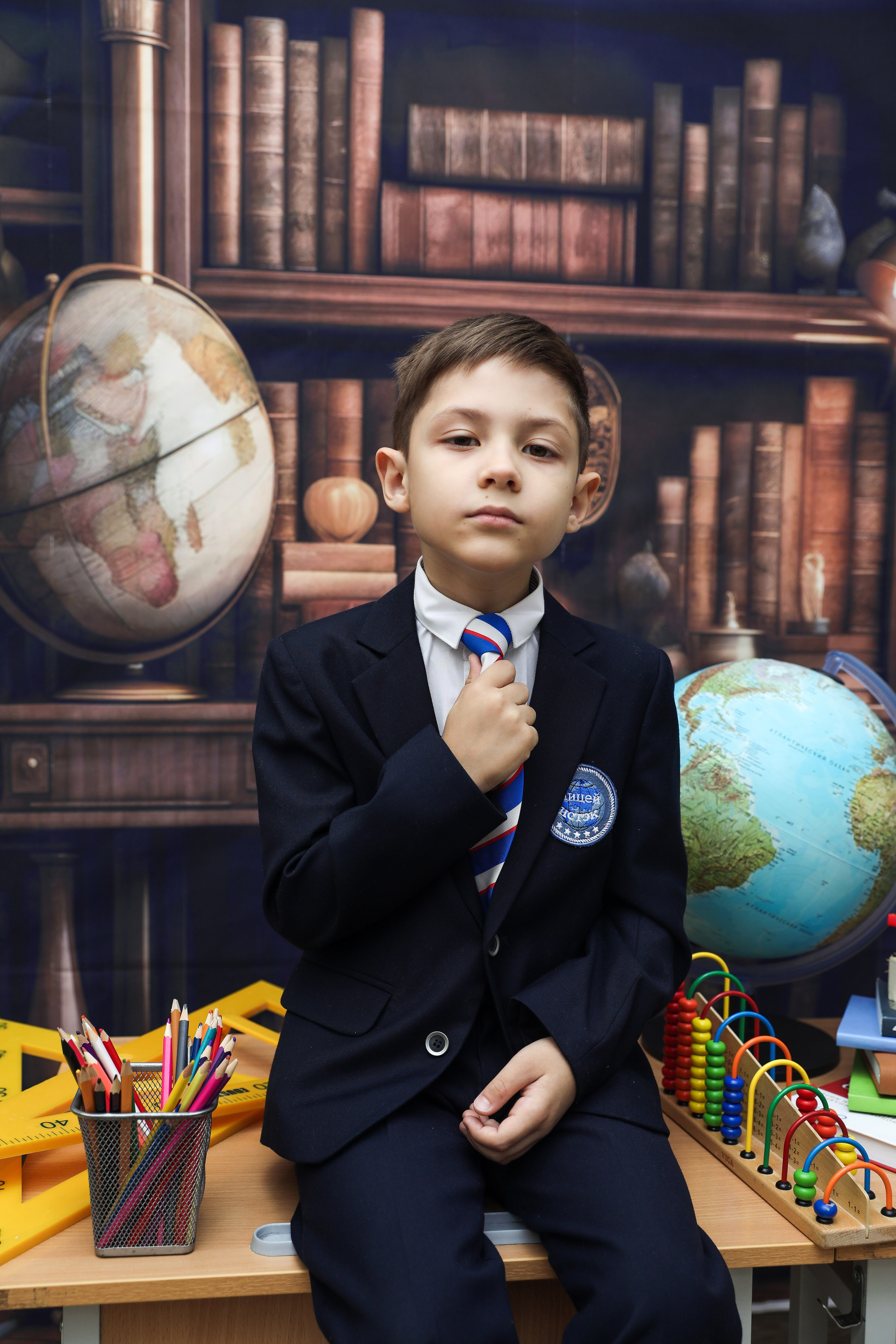 ЛИЦЕЙ ИСТЭК. Photographer Viktoriya Markushina «My world throug»