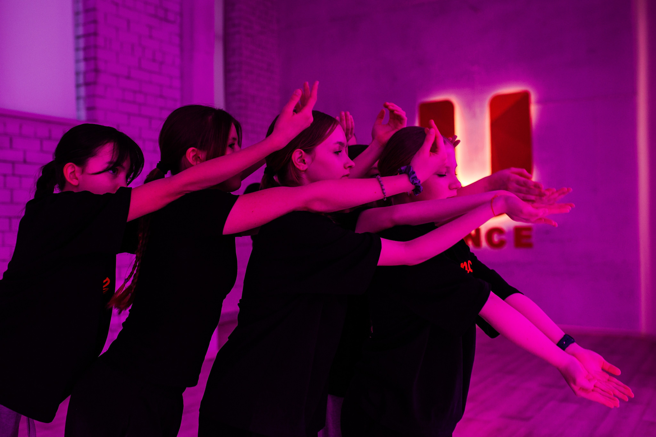 U-DANCE (Контент для танцевальной студии). Корнеева Кристина
