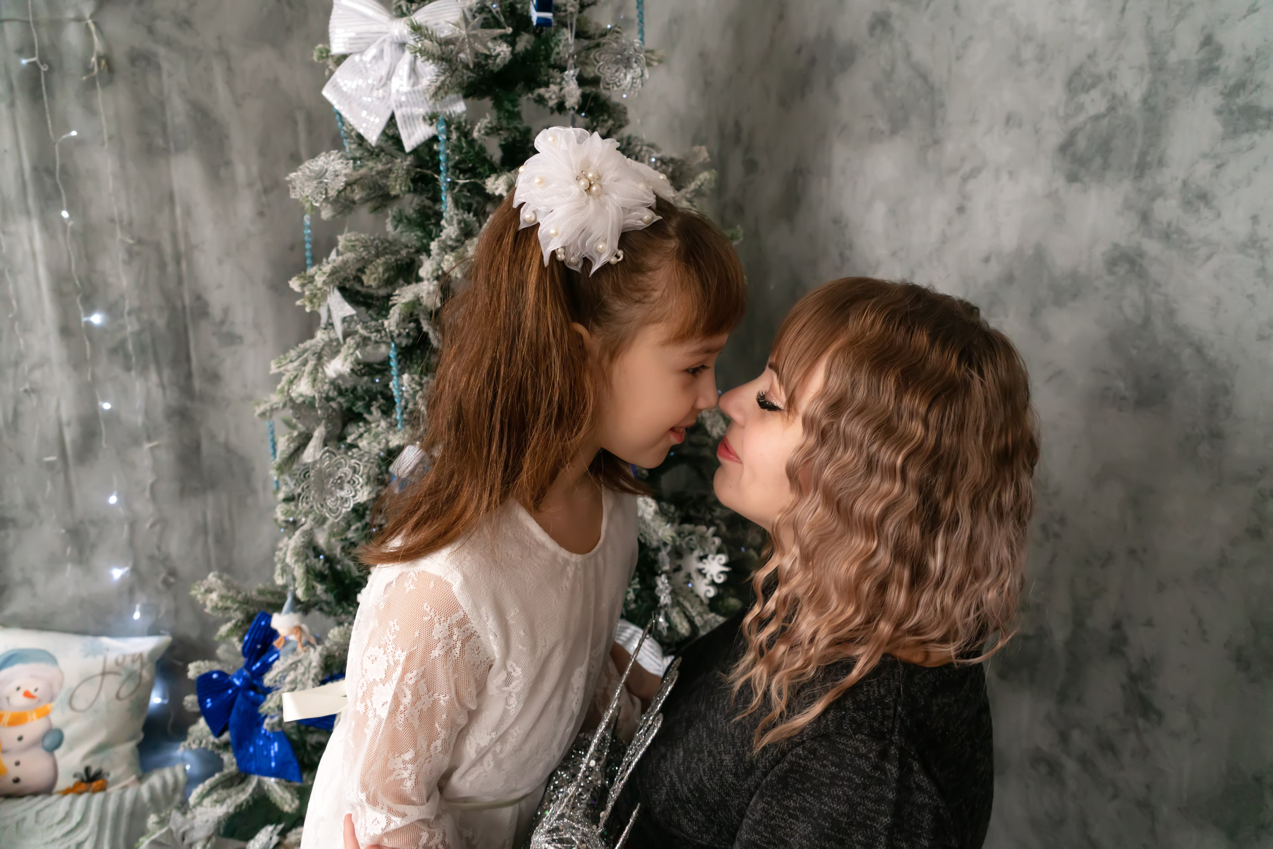 Новый год: Юлия и дочки. Семейный и детский фотограф Тула Ясногорск Тульская область Надежда Кукушкина
