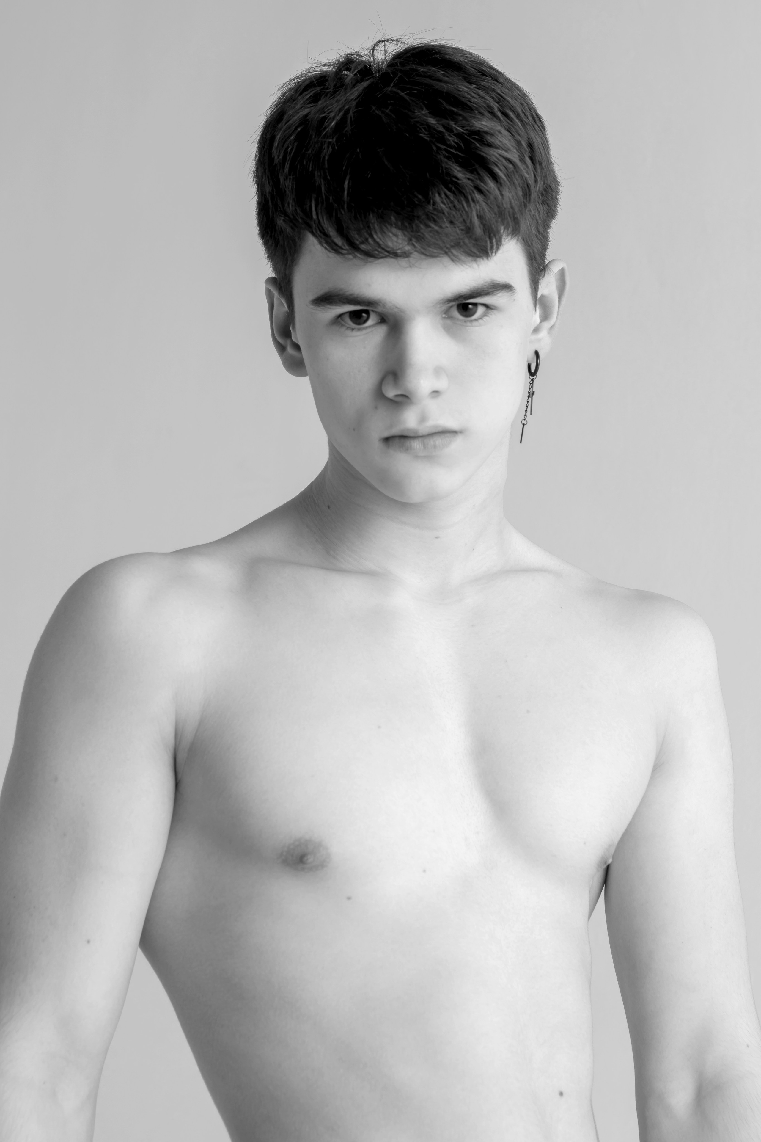 B&w mens tests. Photographer Rena Epikhova