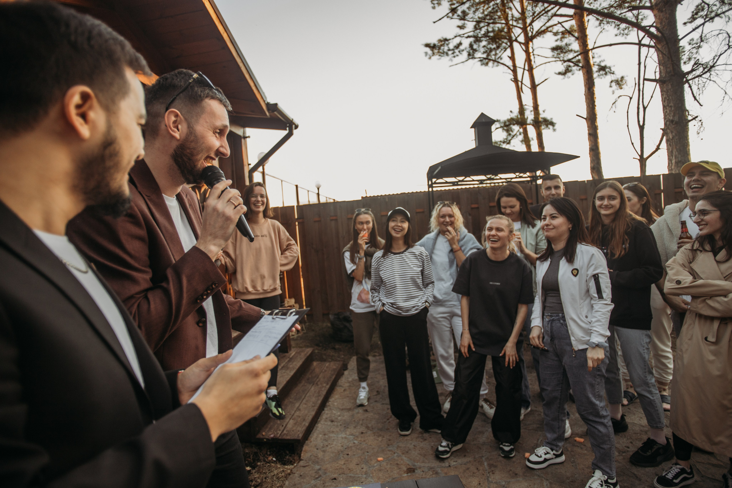 Корпоратив Muza_Arts. Венера Гайн. Репортажный фотограф  Тюмень. Обучение фотографии с 0