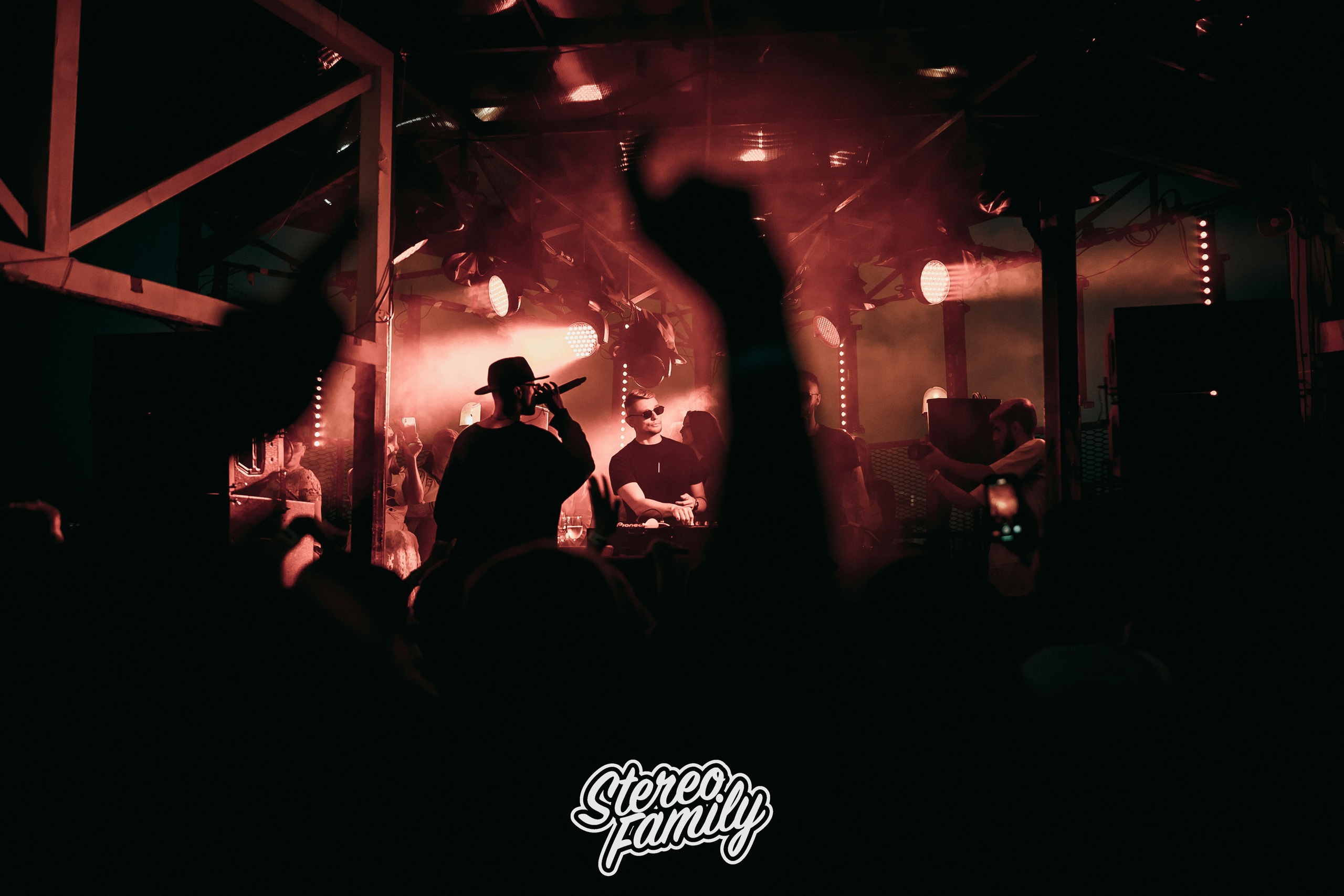 Stereoporno at Fantomas Rooftop. Репортажный (клубный) фотограф в Москве