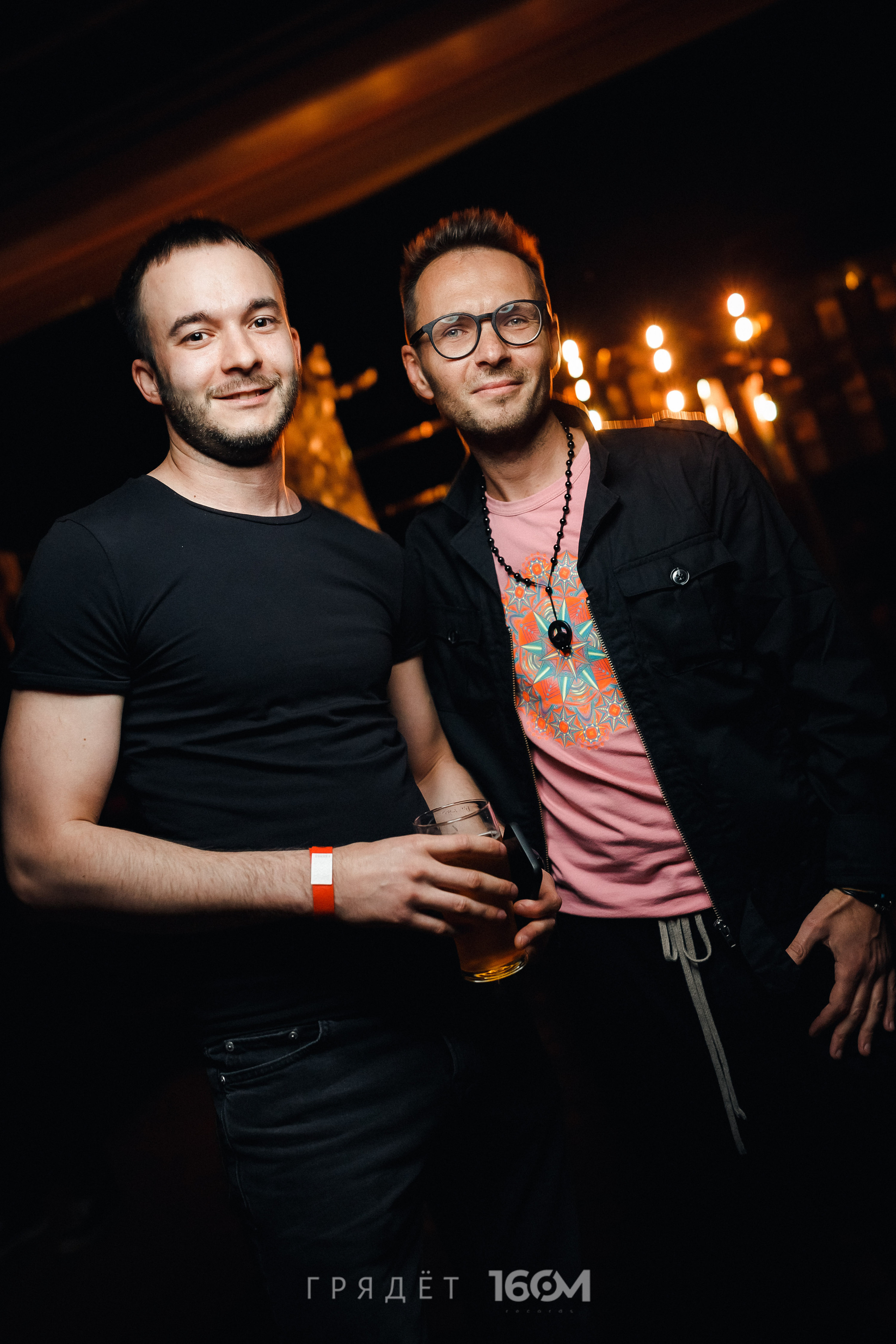 16 Om & Gryadet. Репортажный (клубный) фотограф в Москве