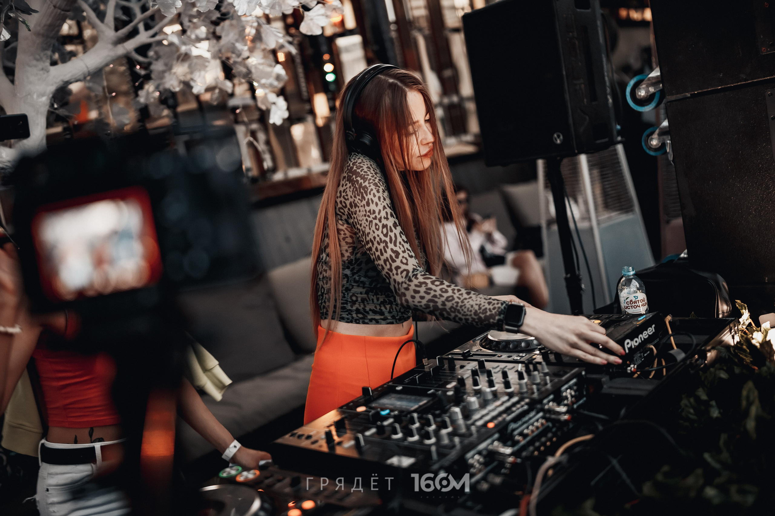 16 Om & Gryadet. Репортажный (клубный) фотограф в Москве