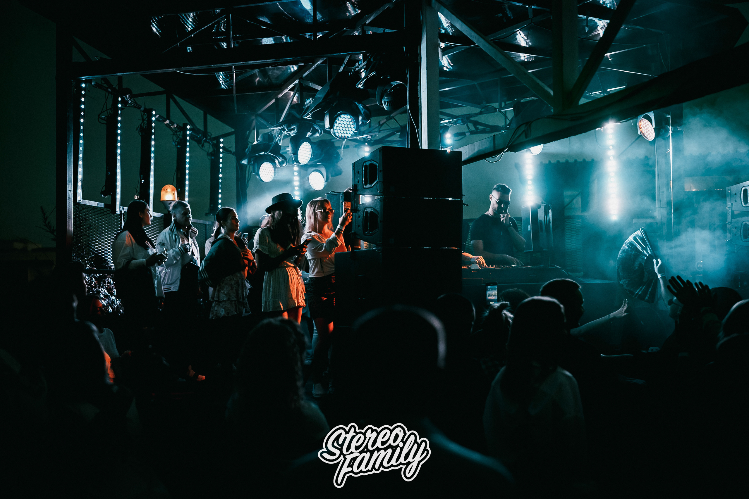 Stereoporno at Fantomas Rooftop. Репортажный (клубный) фотограф в Москве