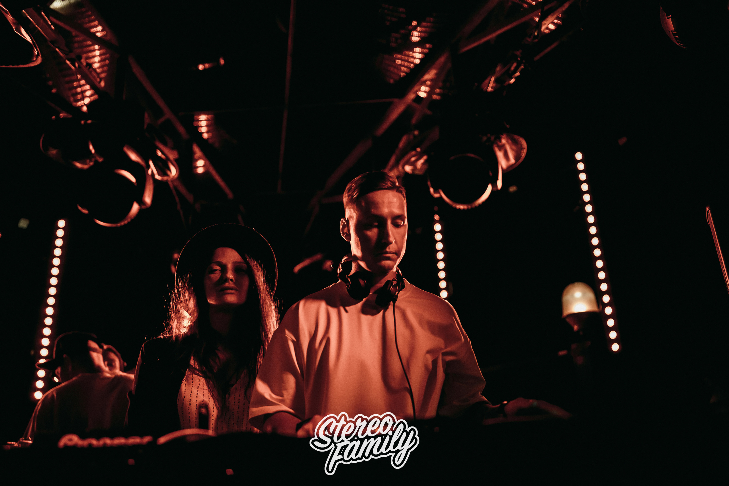 Stereoporno at Fantomas Rooftop. Репортажный (клубный) фотограф в Москве