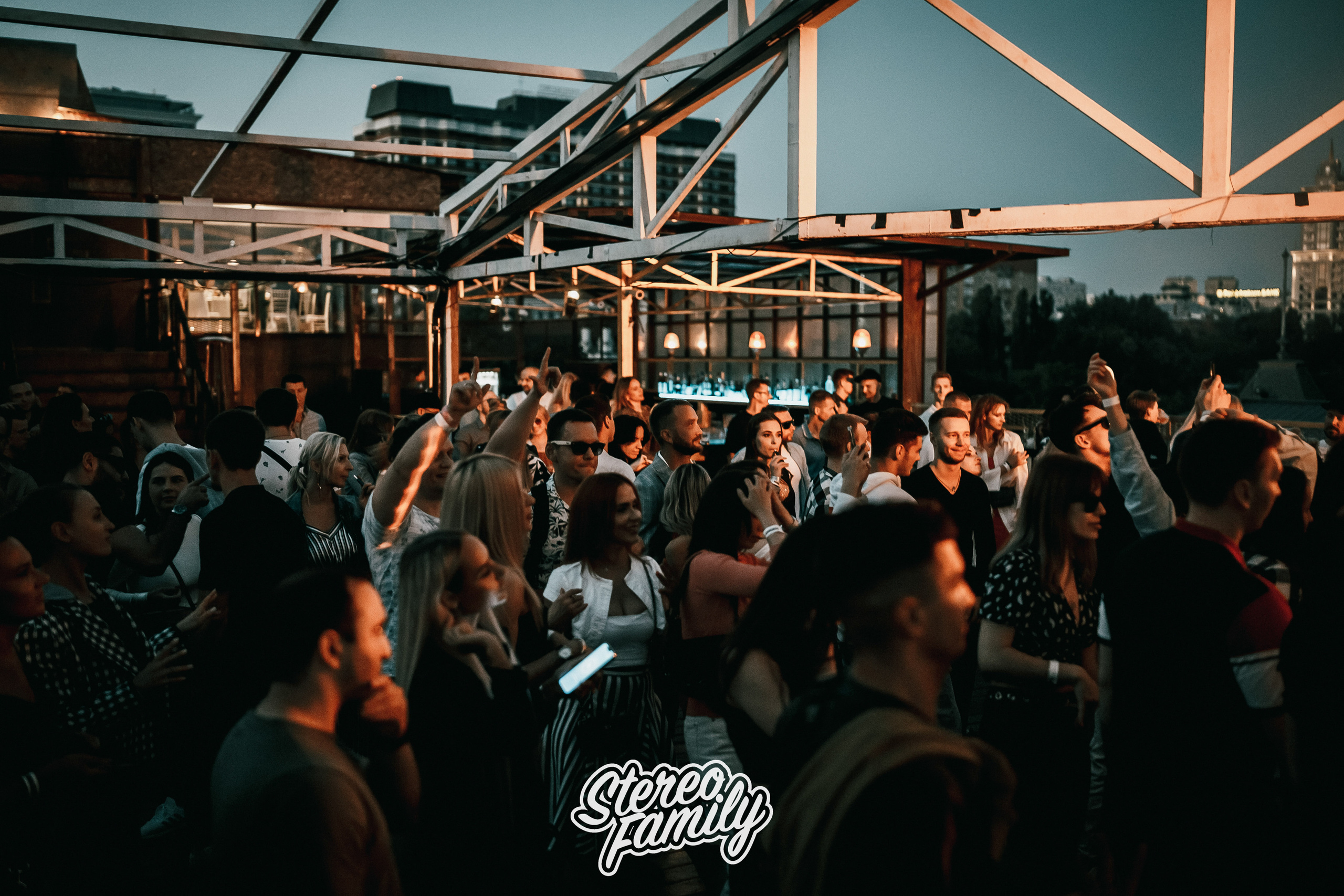 Stereoporno at Fantomas Rooftop. Репортажный (клубный) фотограф в Москве